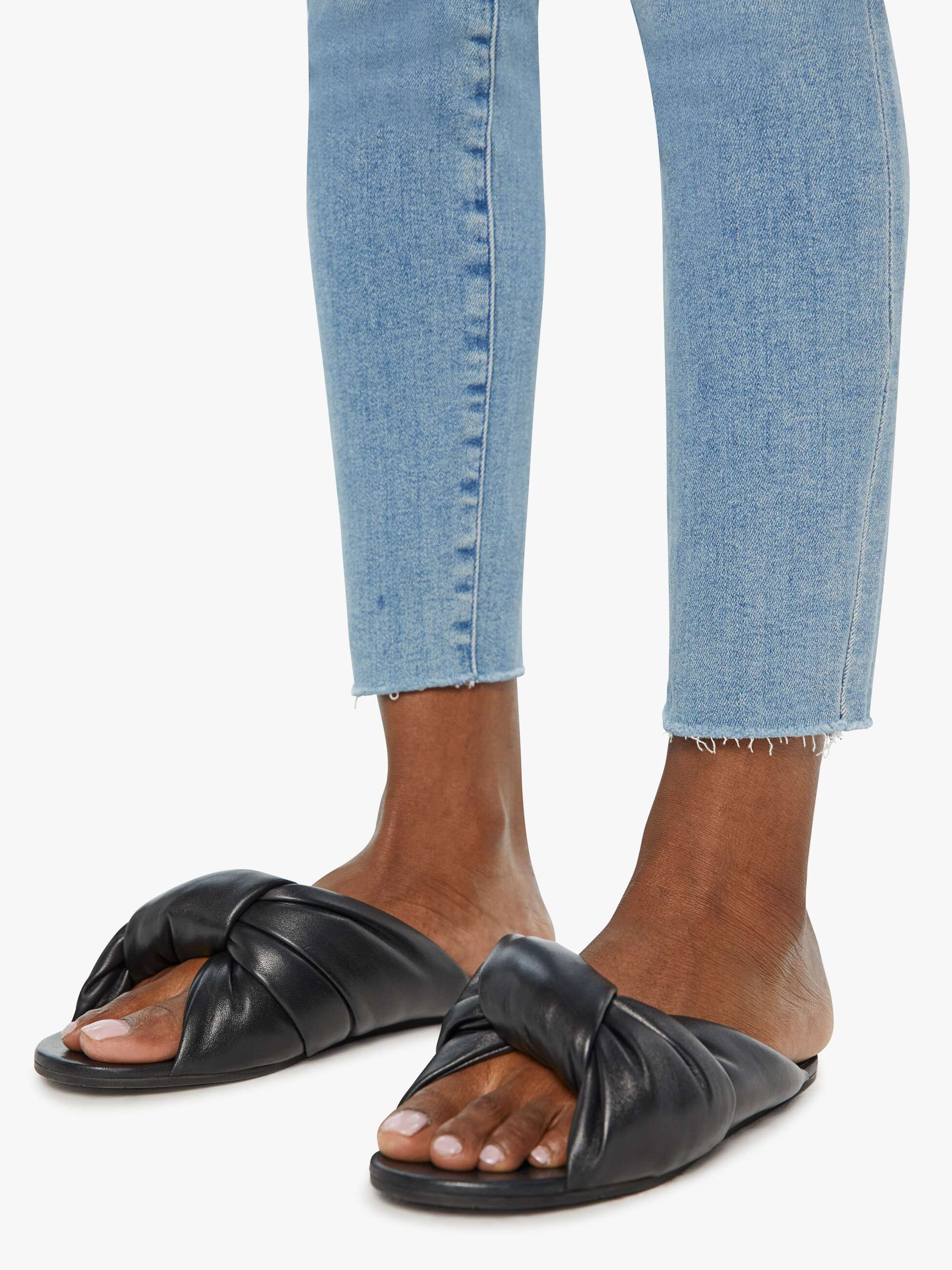 High Waisted Looker Ankle Fray - Au Revoir sold by MOTHER product image thumbnail 4