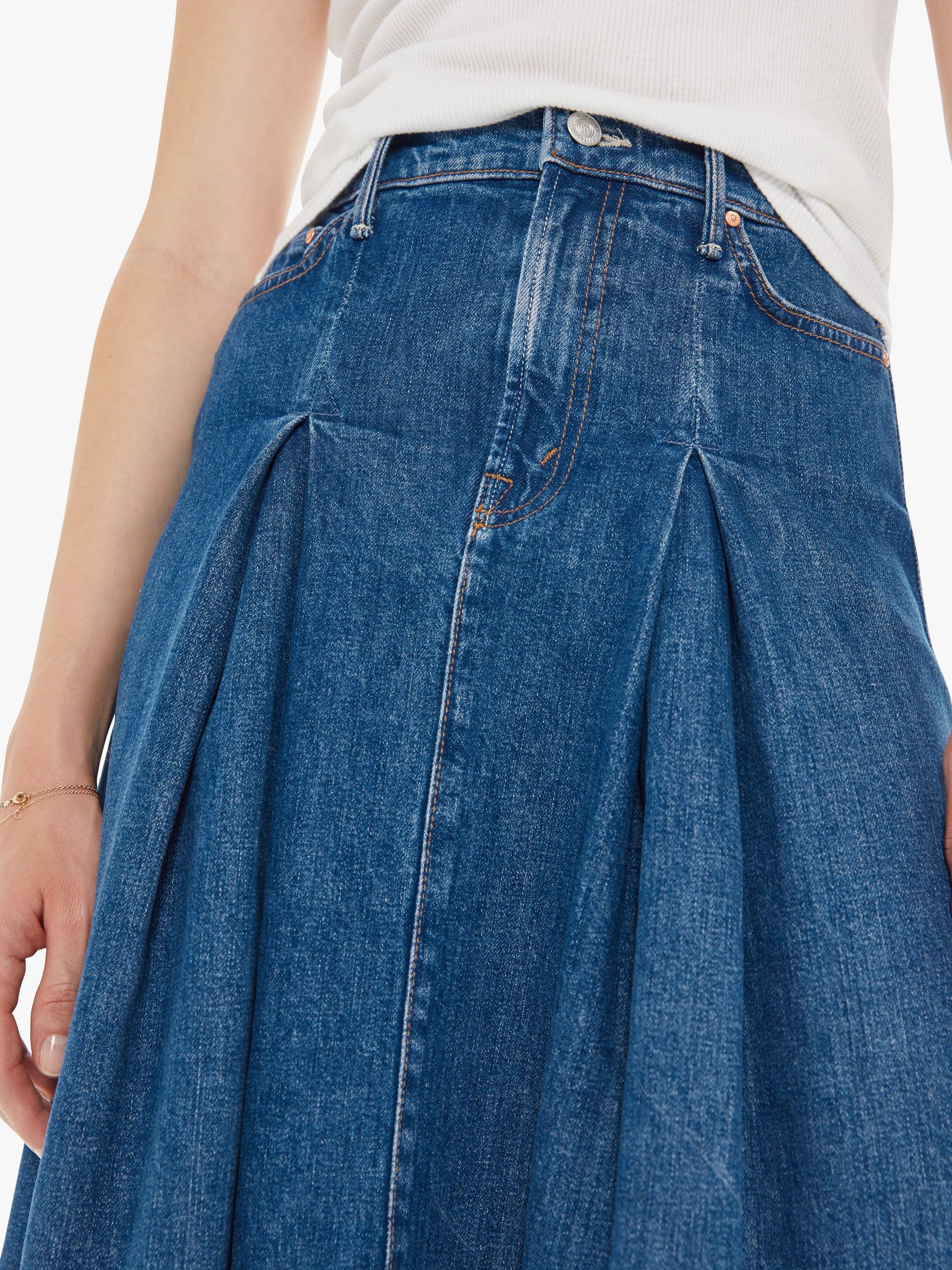 The Pleated Maxi Skirt Fray - Perfect Drug sold by MOTHER product image thumbnail 5