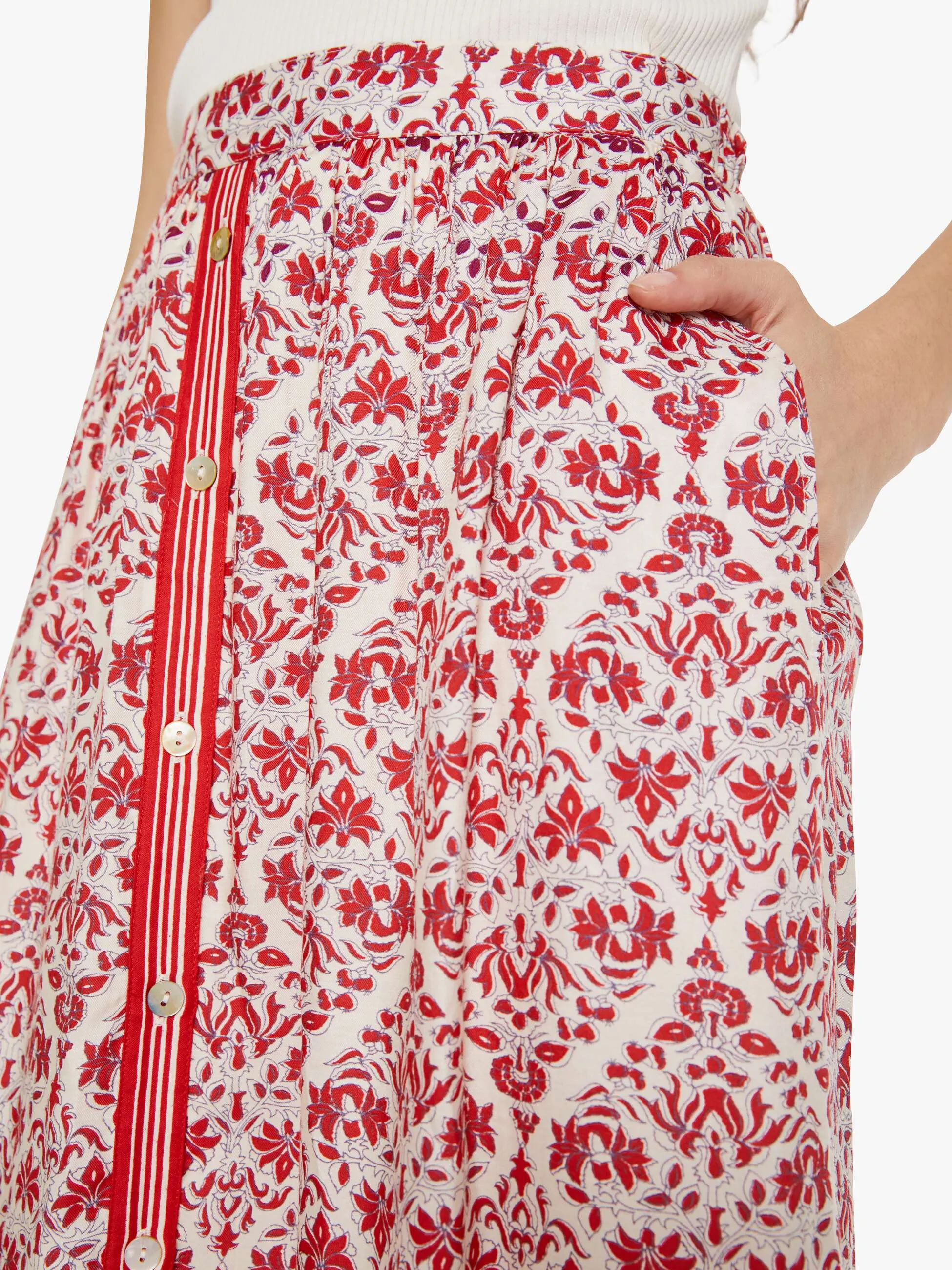 XiRENA Taryn Skirt - Crushberry sold by MOTHER product image thumbnail 5