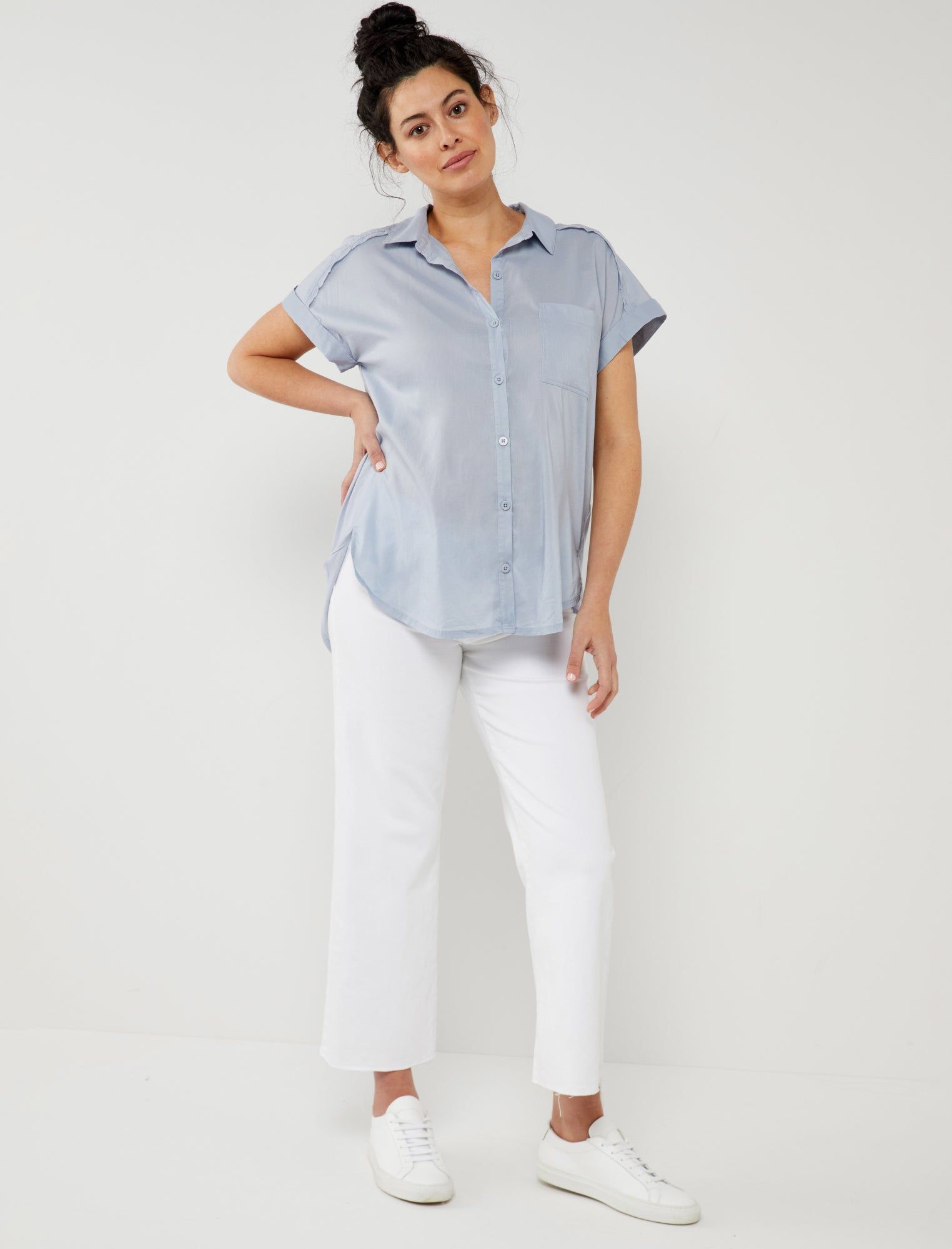 Splendid Paige Linen Maternity Shirt sold by Motherhood Maternity product image thumbnail 3