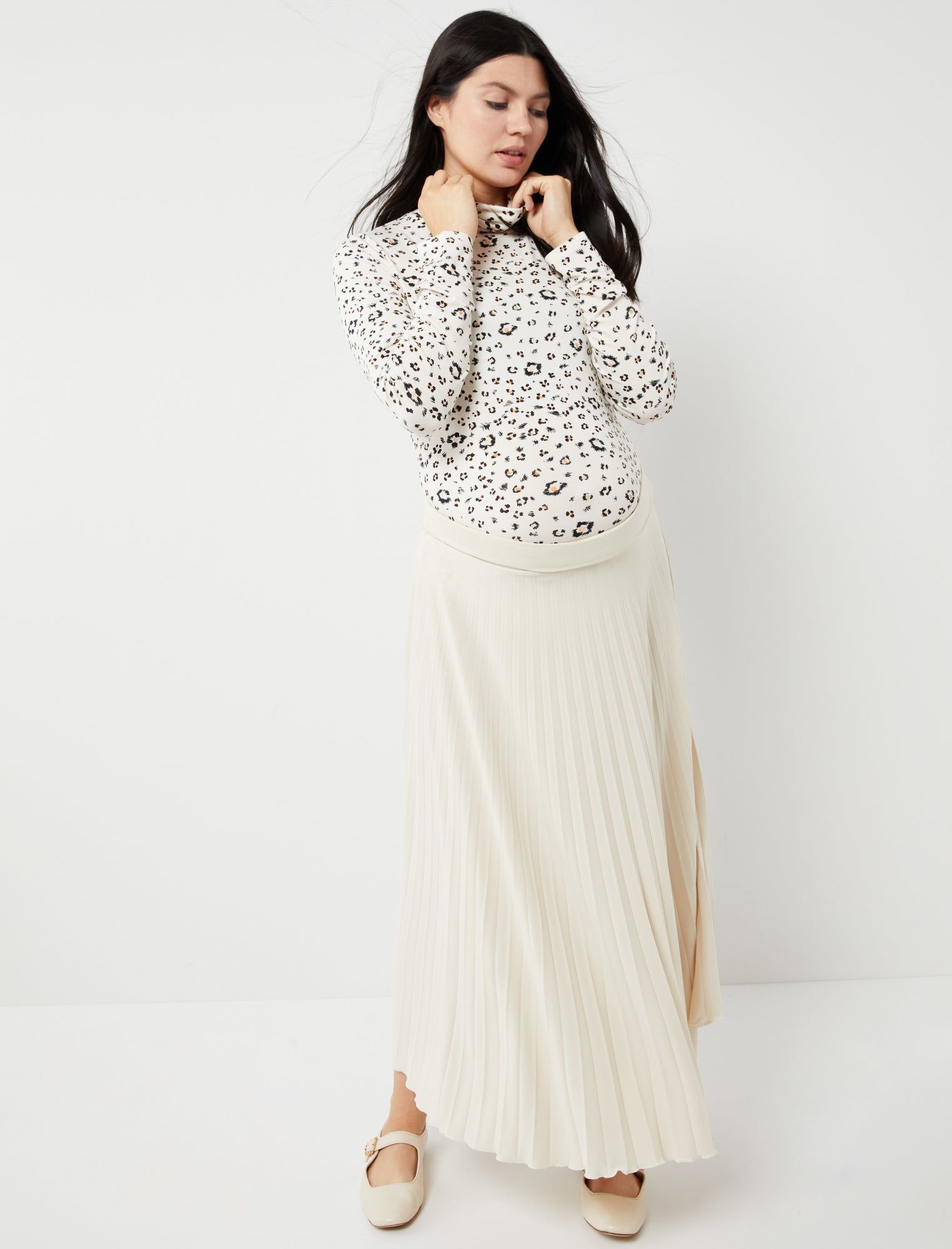 Long Sleeve Turtleneck Maternity Top sold by Motherhood Maternity product image thumbnail 3