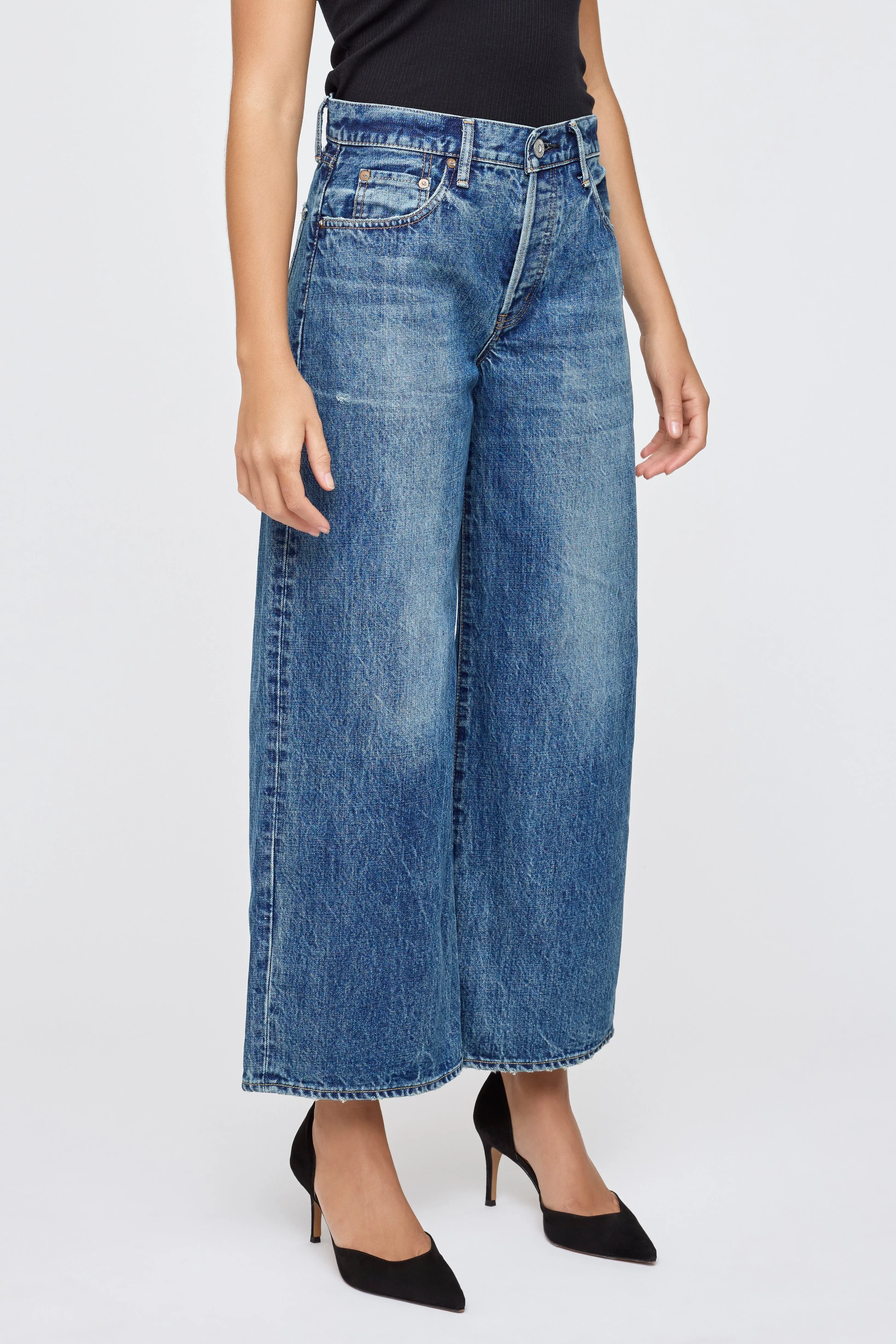 WALPOLE WIDE COCOON sold by Moussy product image thumbnail 5