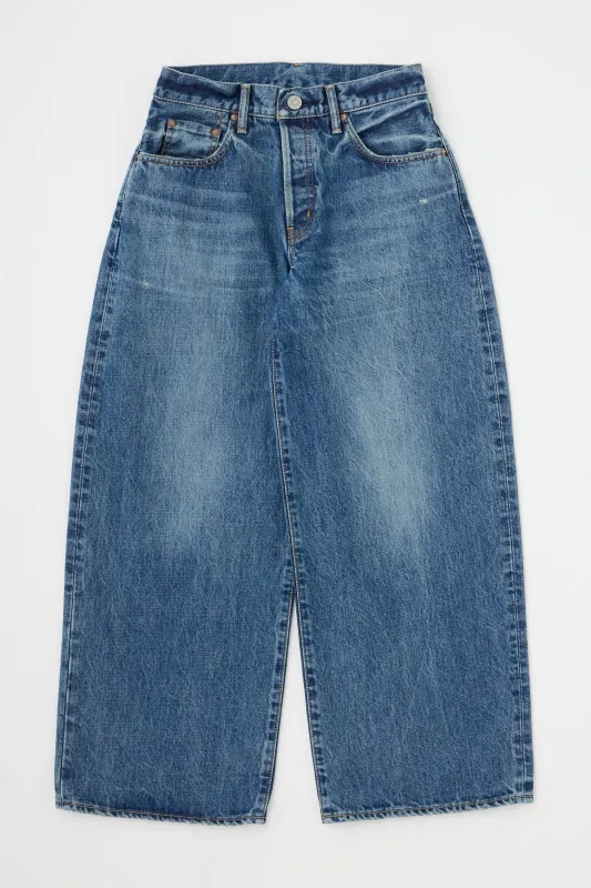 WALPOLE WIDE COCOON sold by Moussy