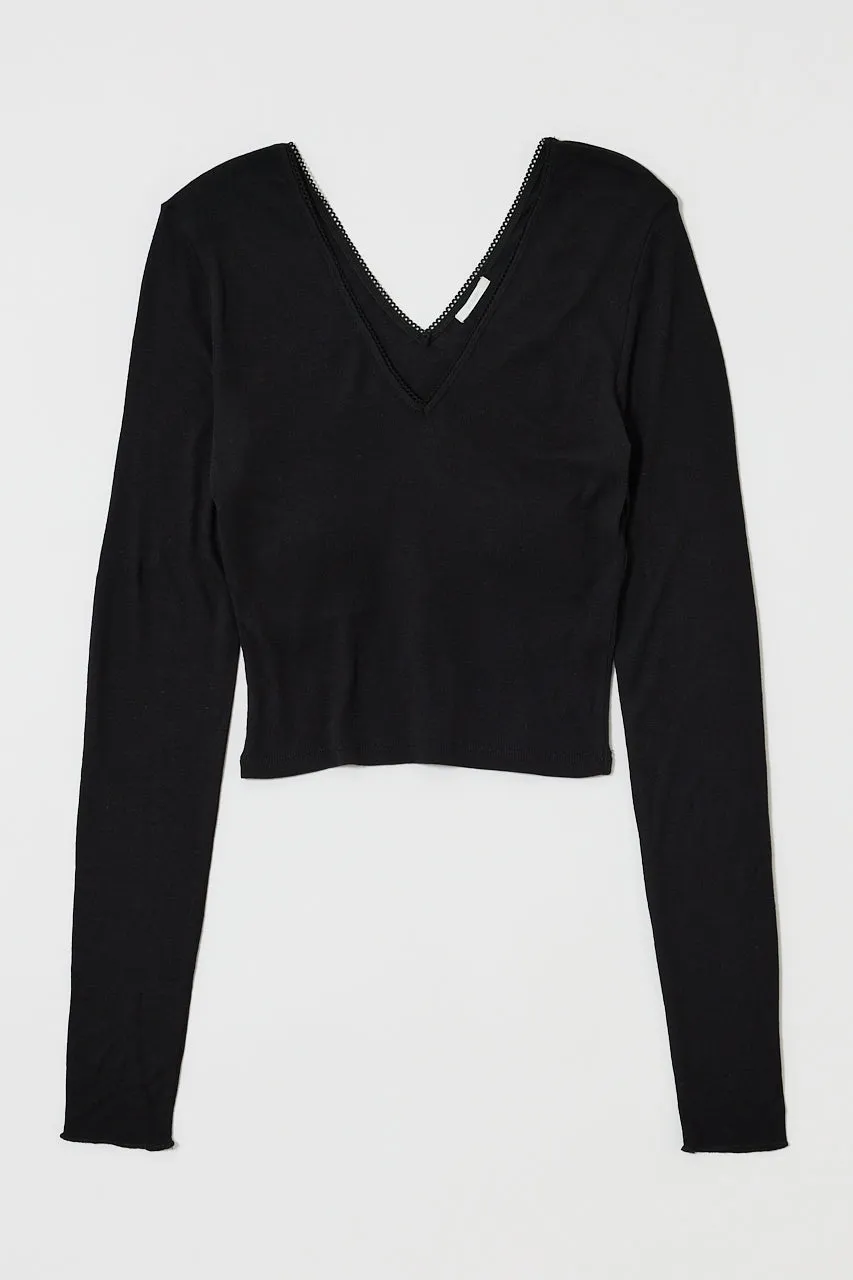 DEEP V CUP LONG SLEEVE TEE sold by Moussy