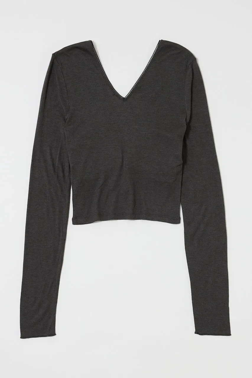 DEEP V CUP LONG SLEEVE TEE sold by Moussy product image thumbnail 5