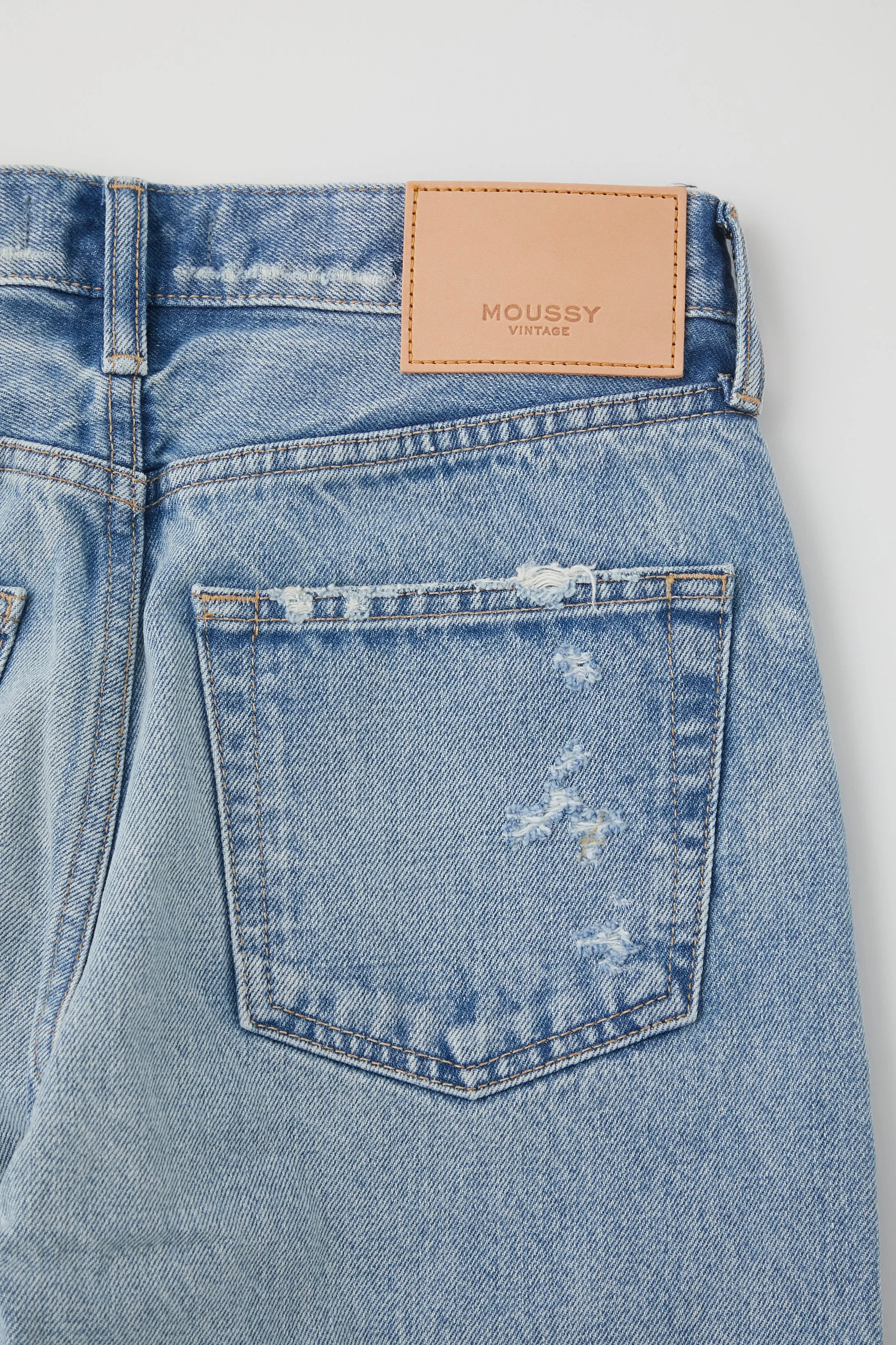 540FAC11-2491 sold by Moussy product image thumbnail 4