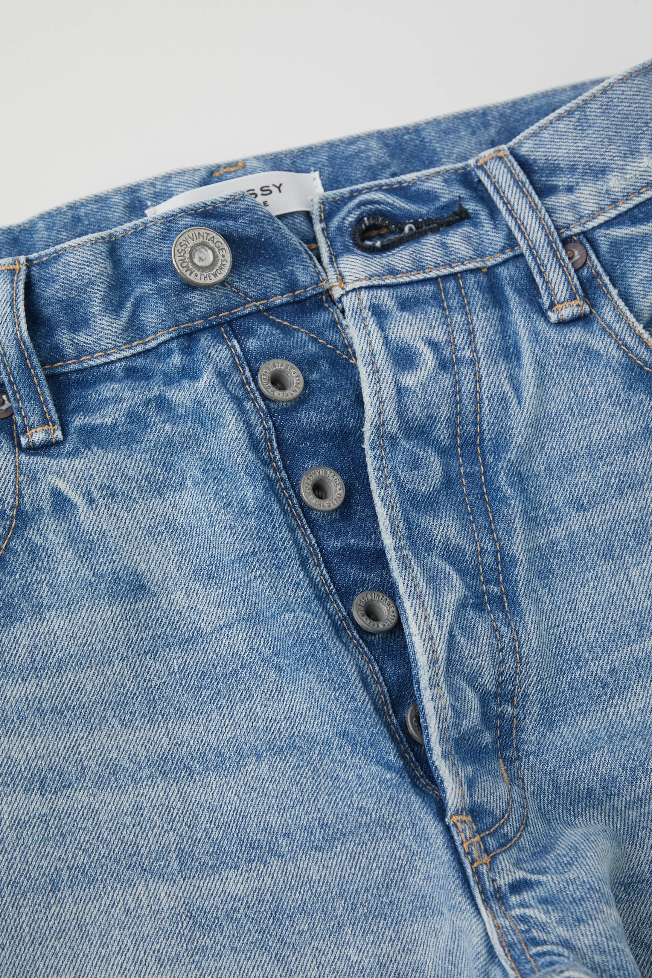 540FAC11-2491 sold by Moussy product image thumbnail 5