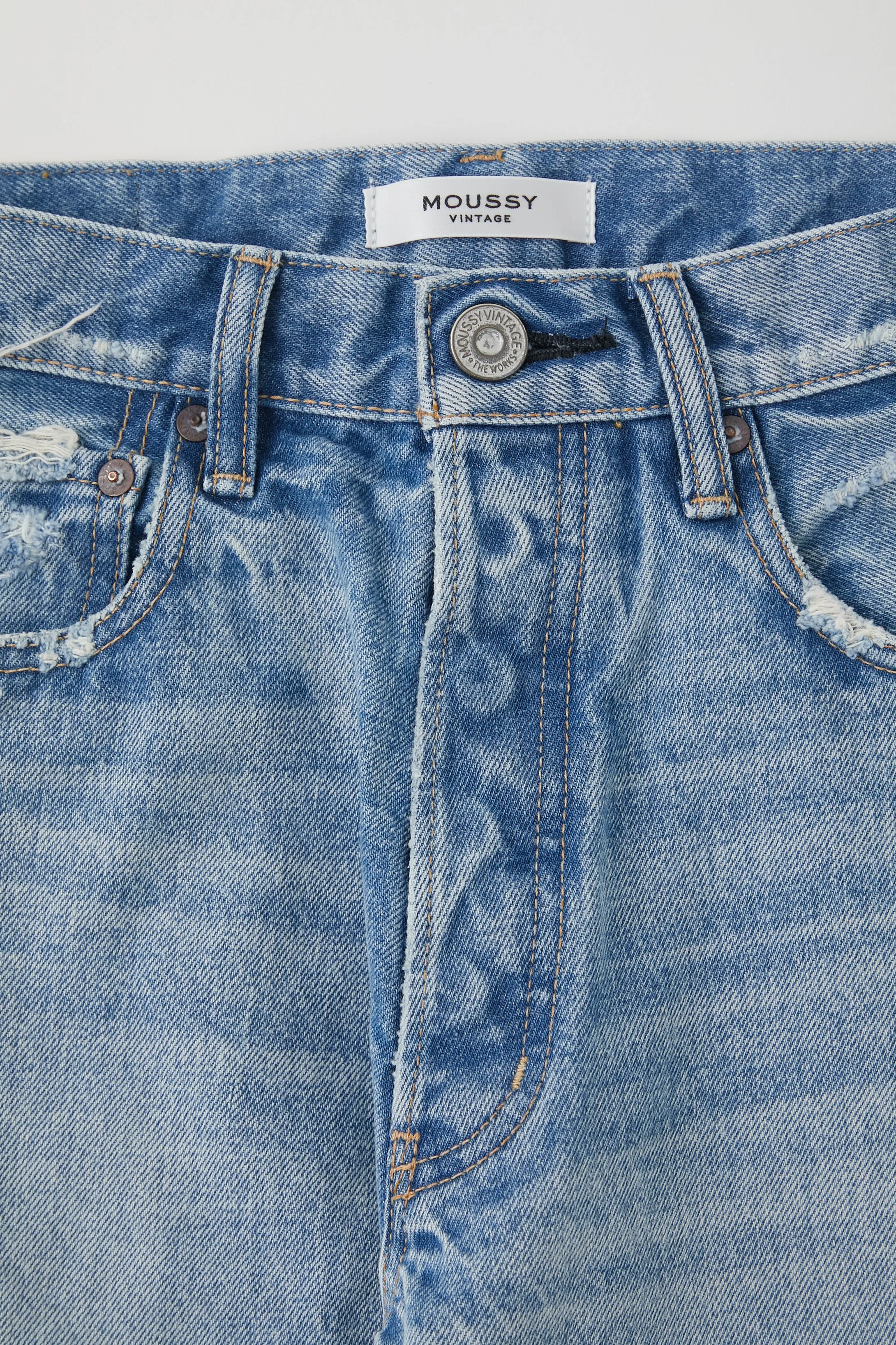 540FAC11-2491 sold by Moussy product image thumbnail 3