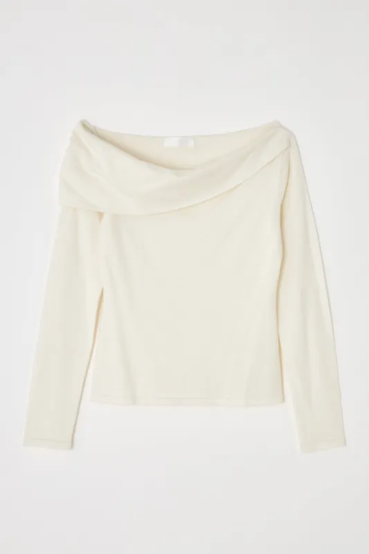 OFF SHOULDER LONG SLEEVE sold by Moussy