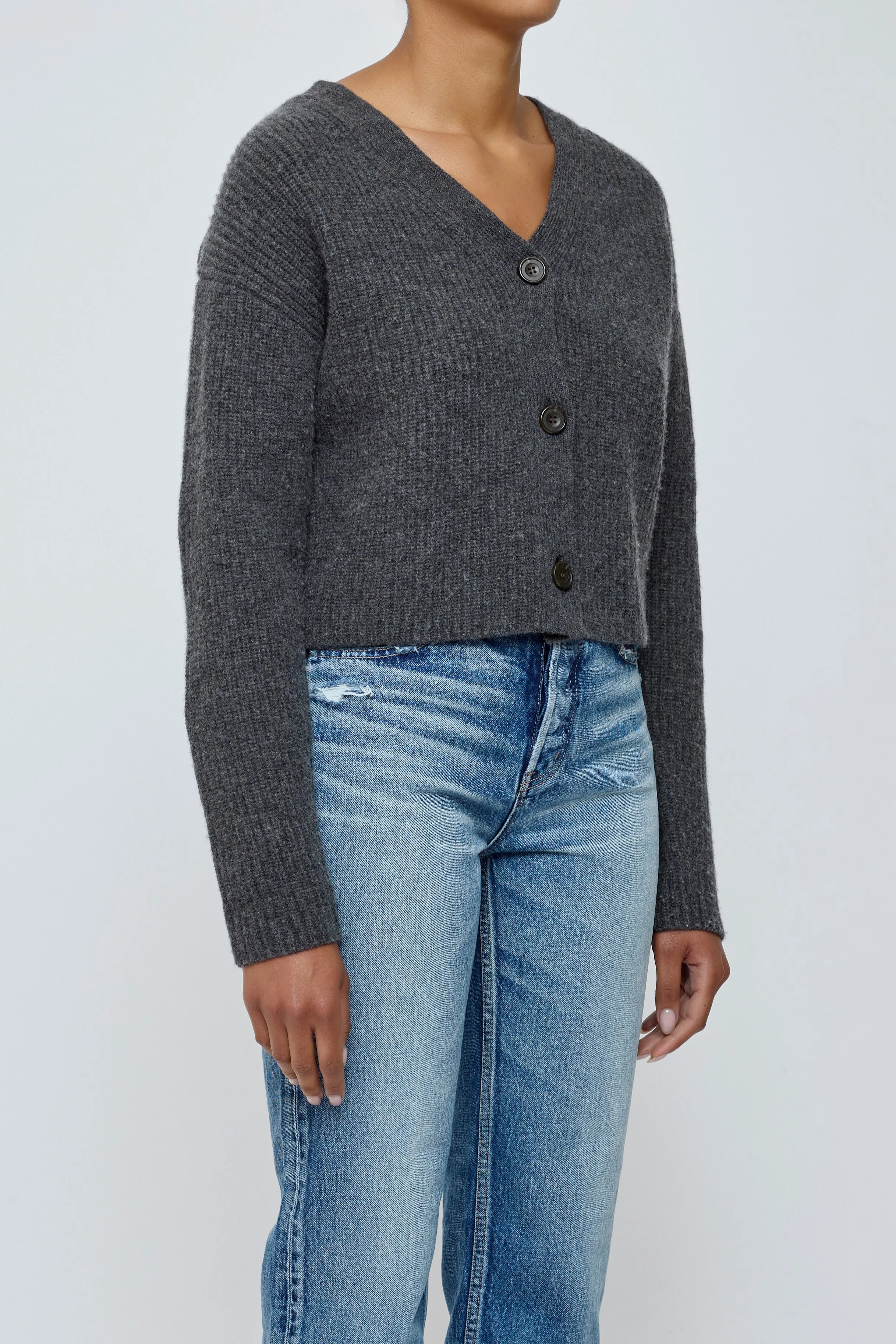 V NECK CARDIGAN sold by Moussy product image thumbnail 4