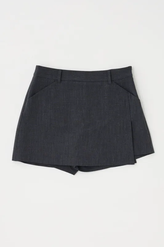 010ISS31-1971 sold by Moussy