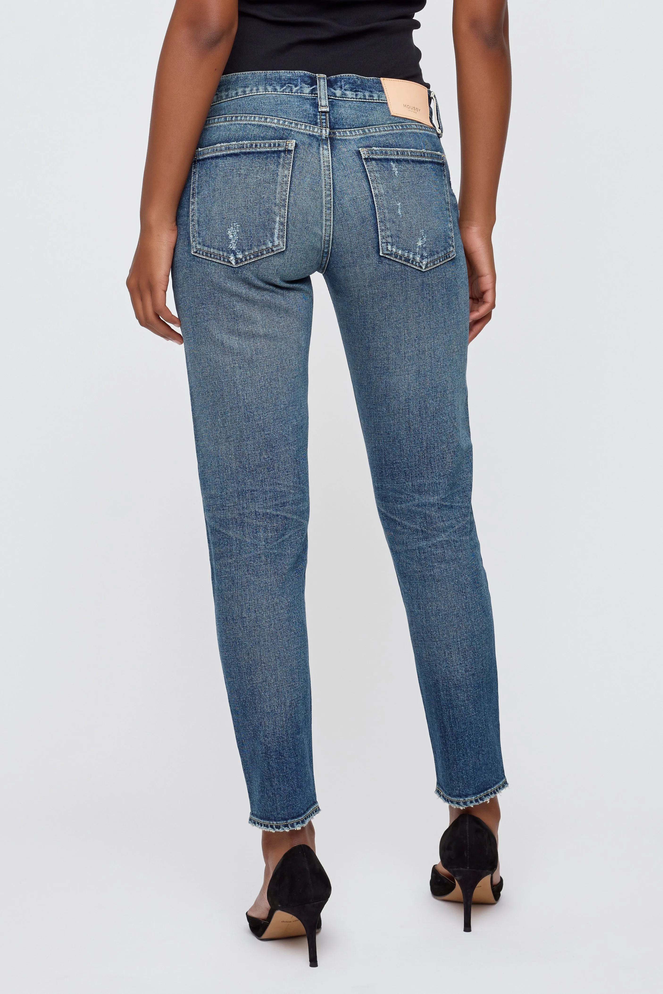 540IAC12-8021 sold by Moussy product image thumbnail 3