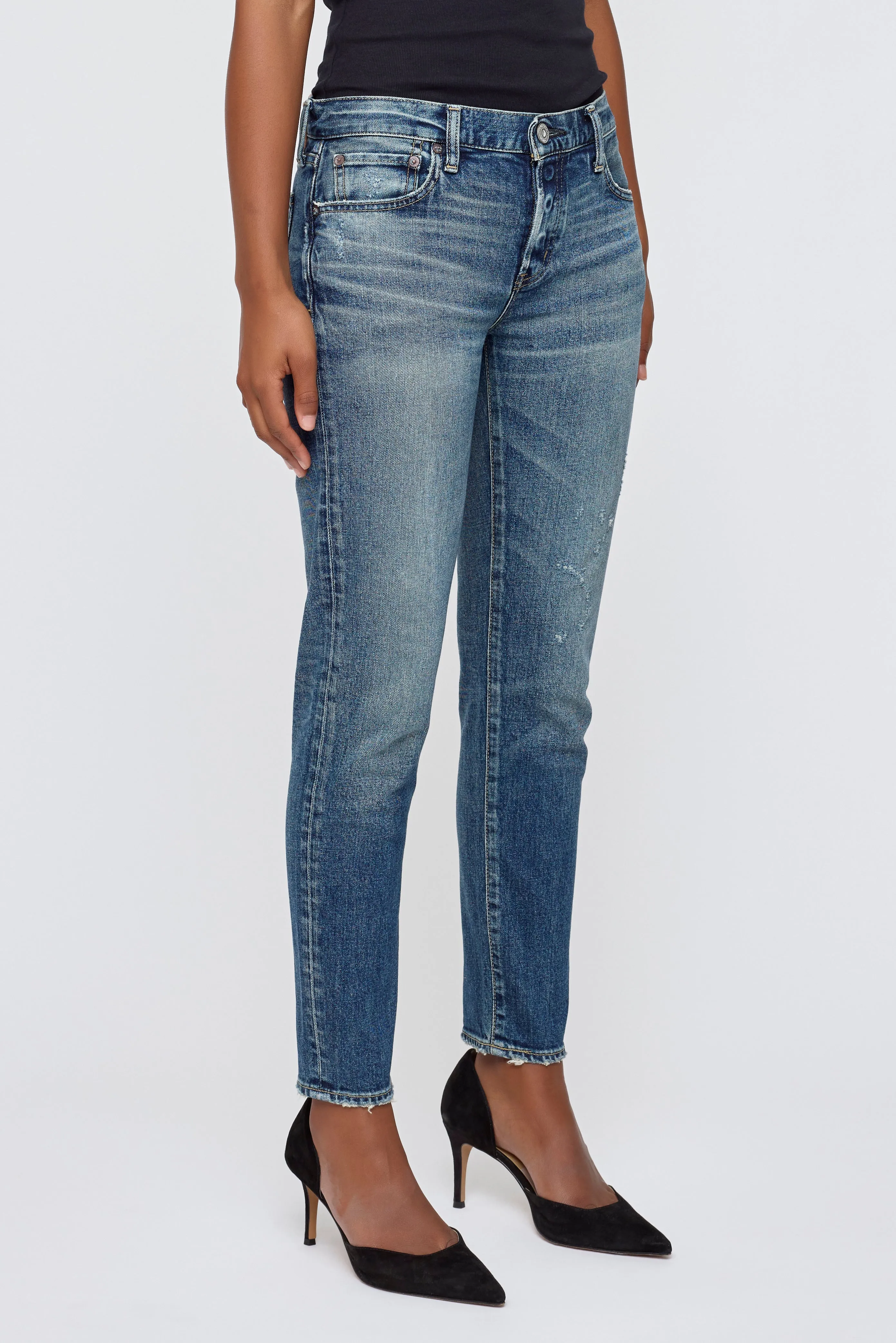 540IAC12-8021 sold by Moussy product image thumbnail 4