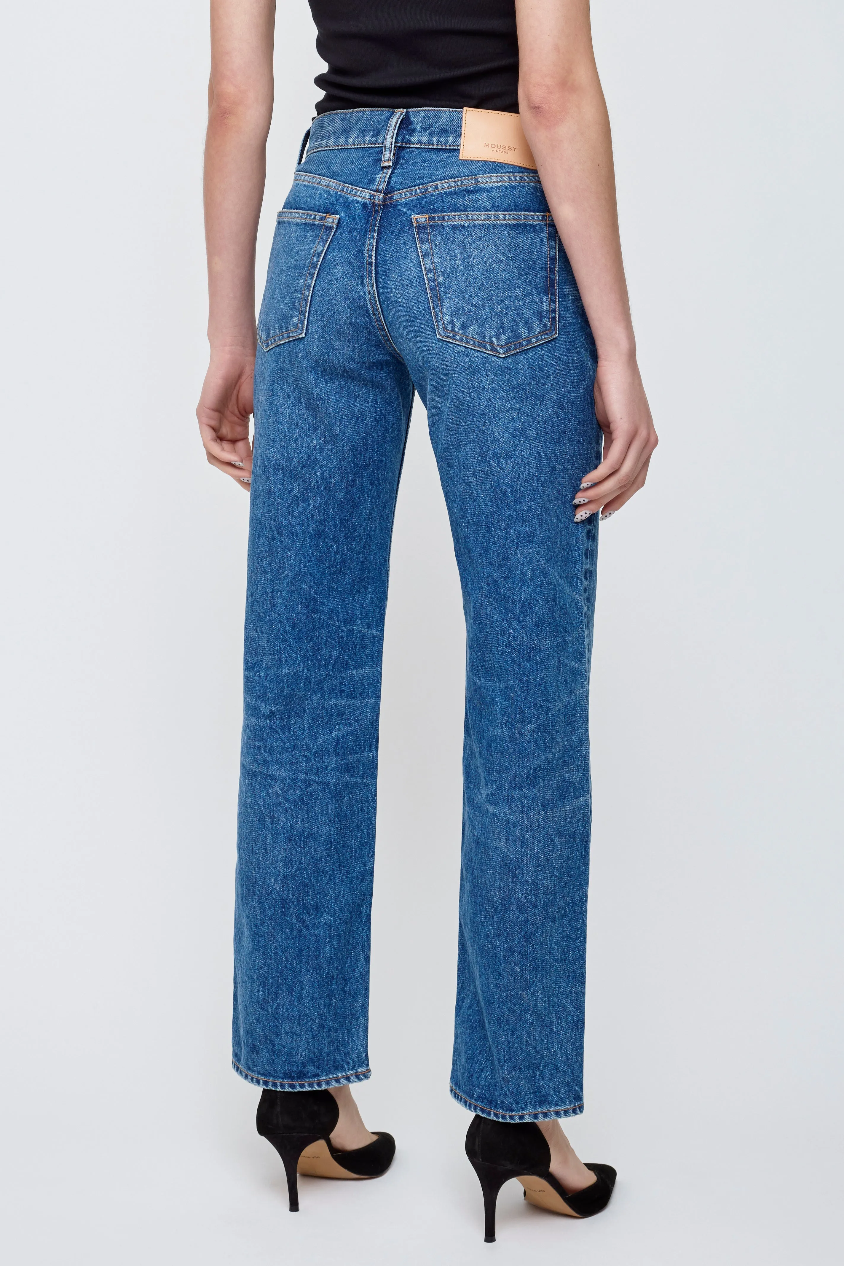 540IAC11-9021 sold by Moussy product image thumbnail 3