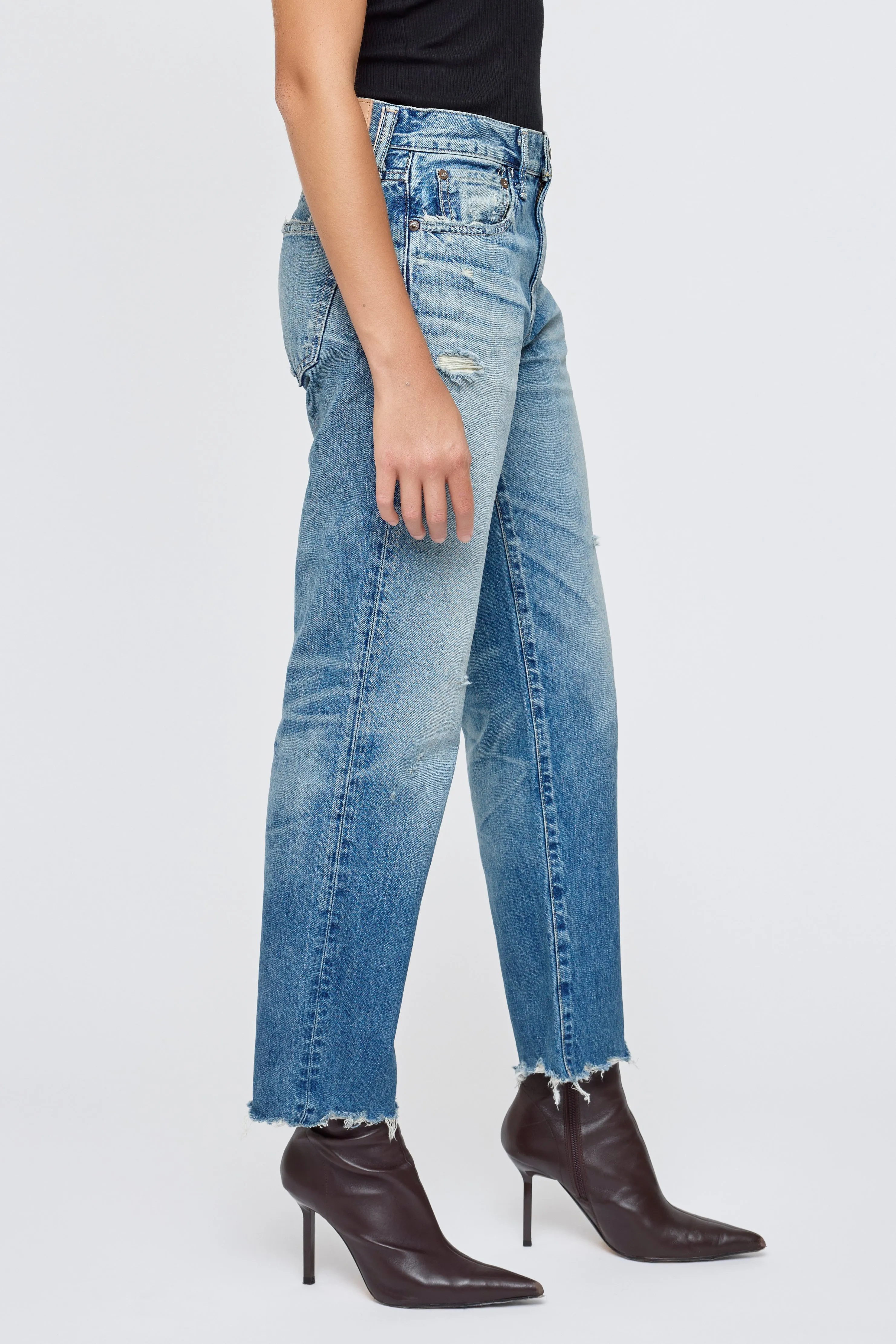 540IAC11-1001 sold by Moussy product image thumbnail 4