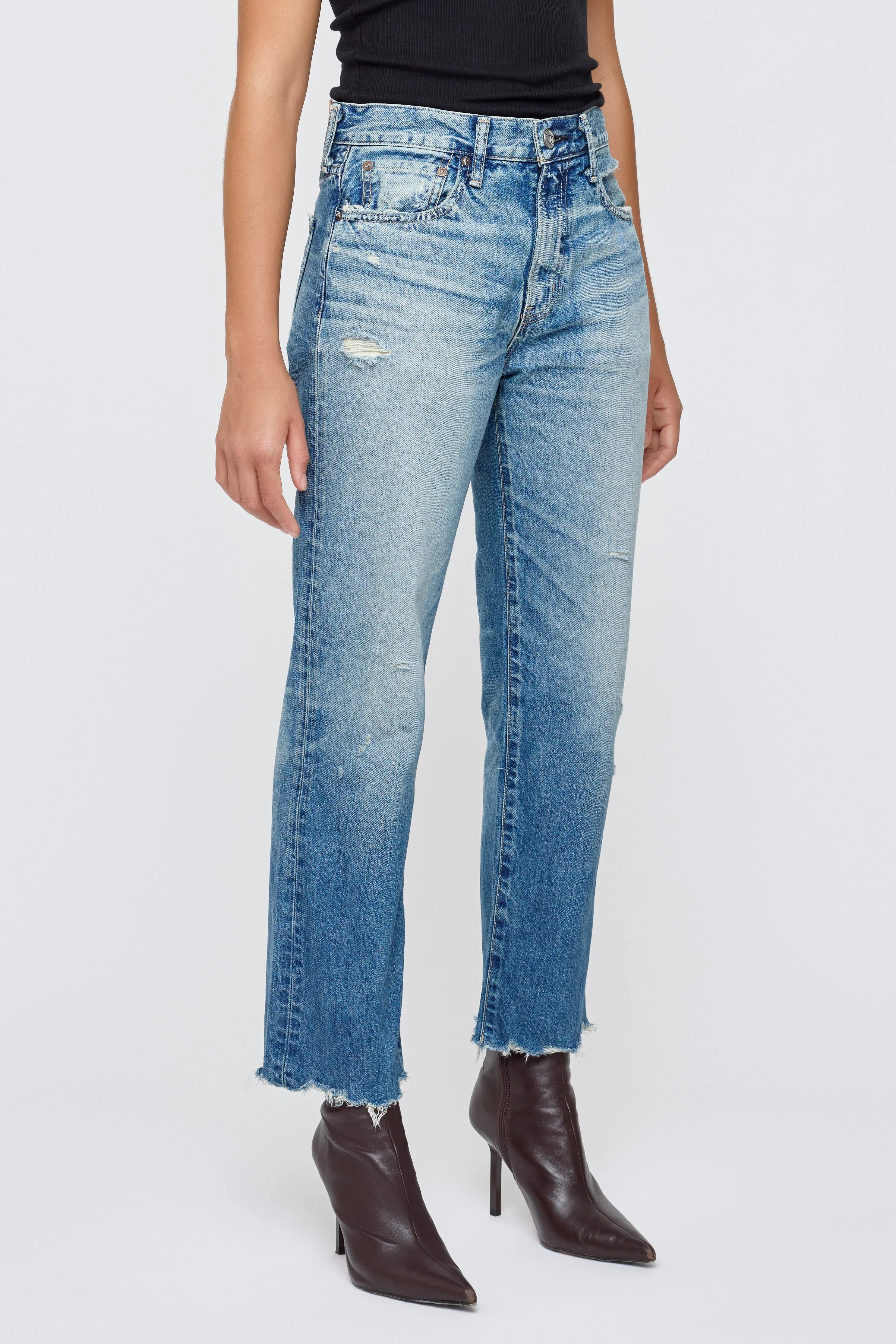 540IAC11-1001 sold by Moussy product image thumbnail 5