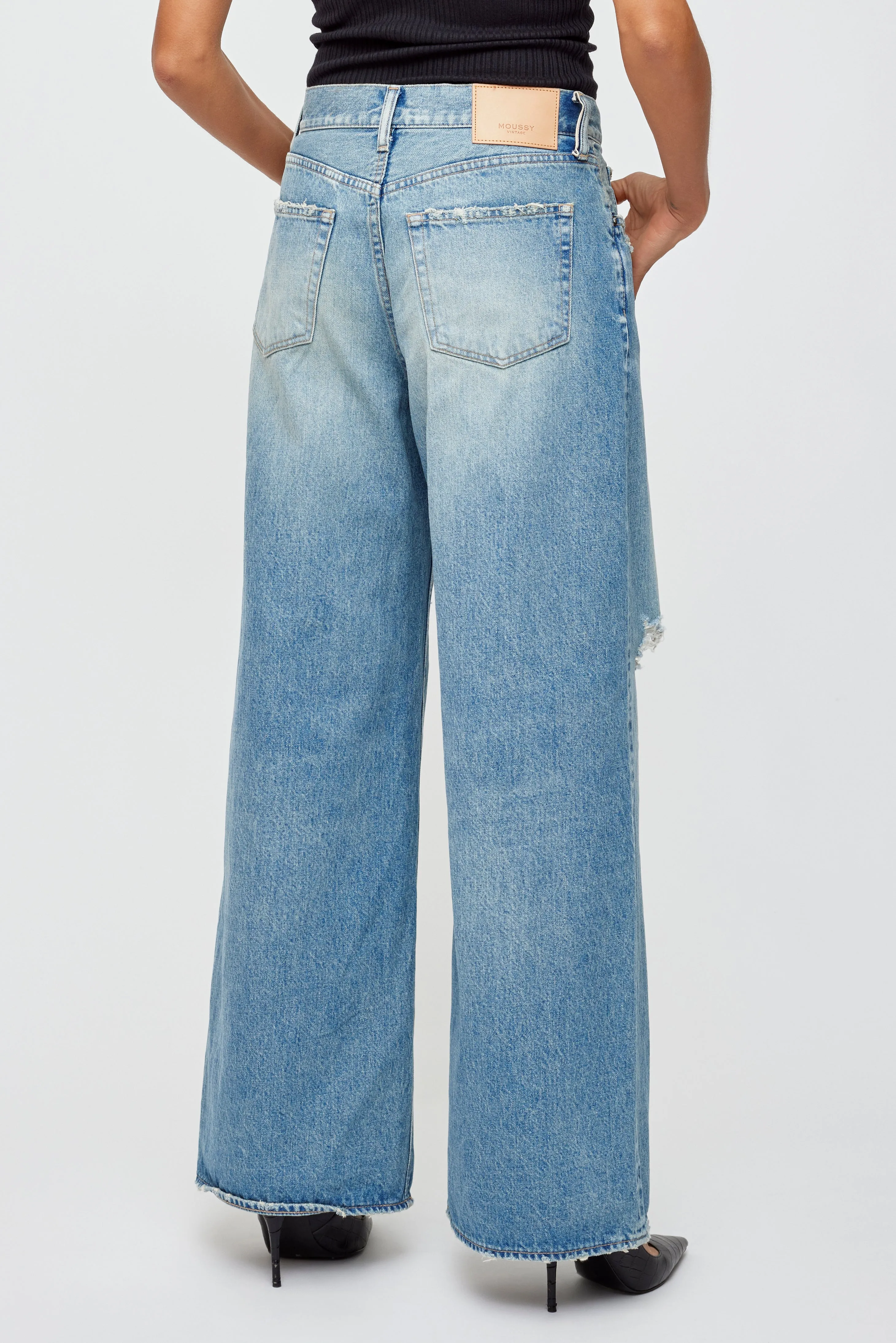 540ISC11-9010 sold by Moussy product image thumbnail 4