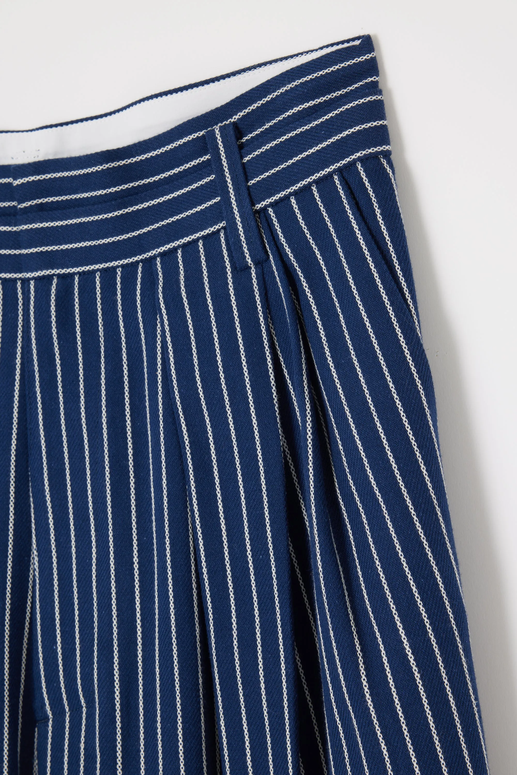 540HS230-5360 sold by Moussy product image thumbnail 5