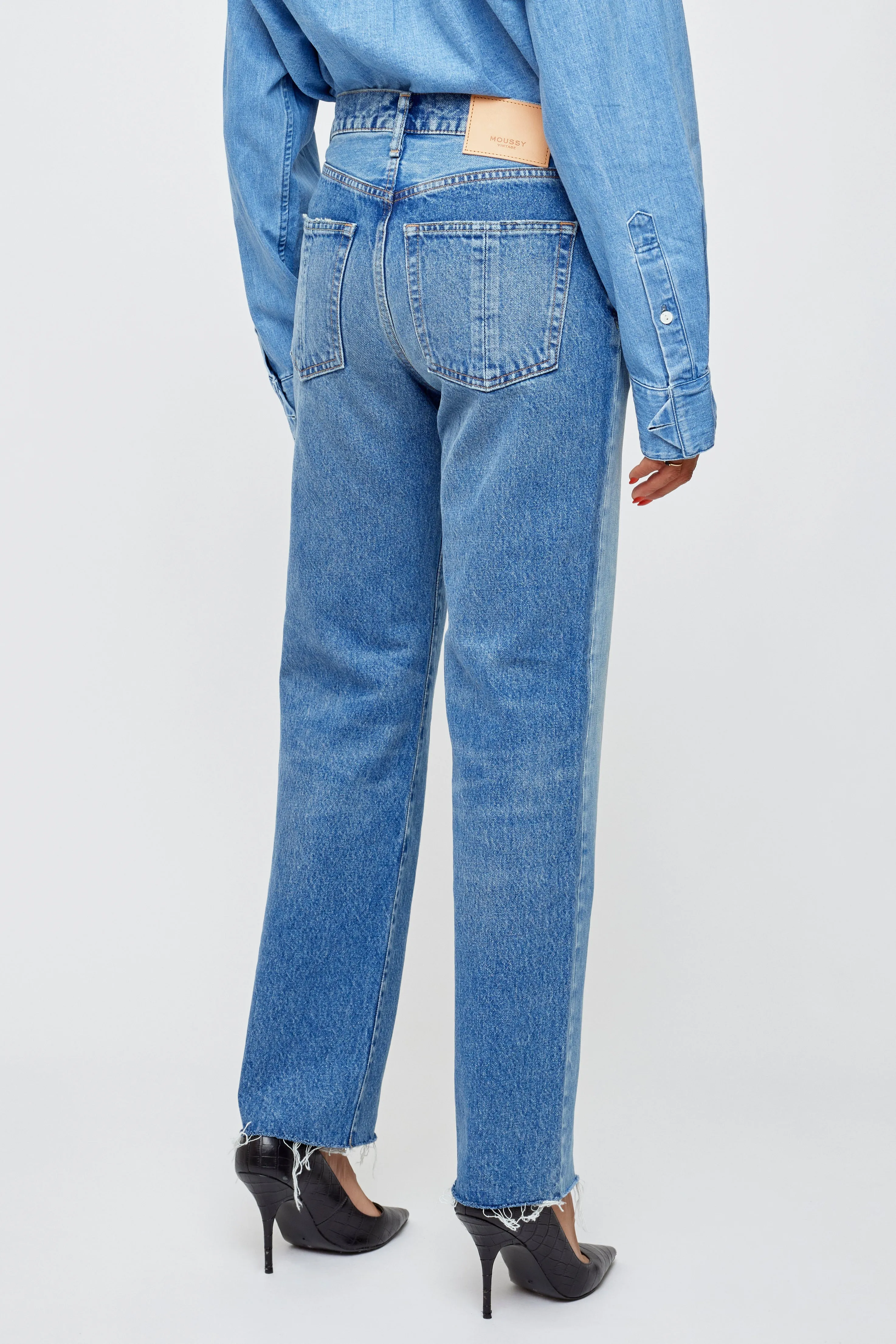 540HAC11-1121 sold by Moussy product image thumbnail 4