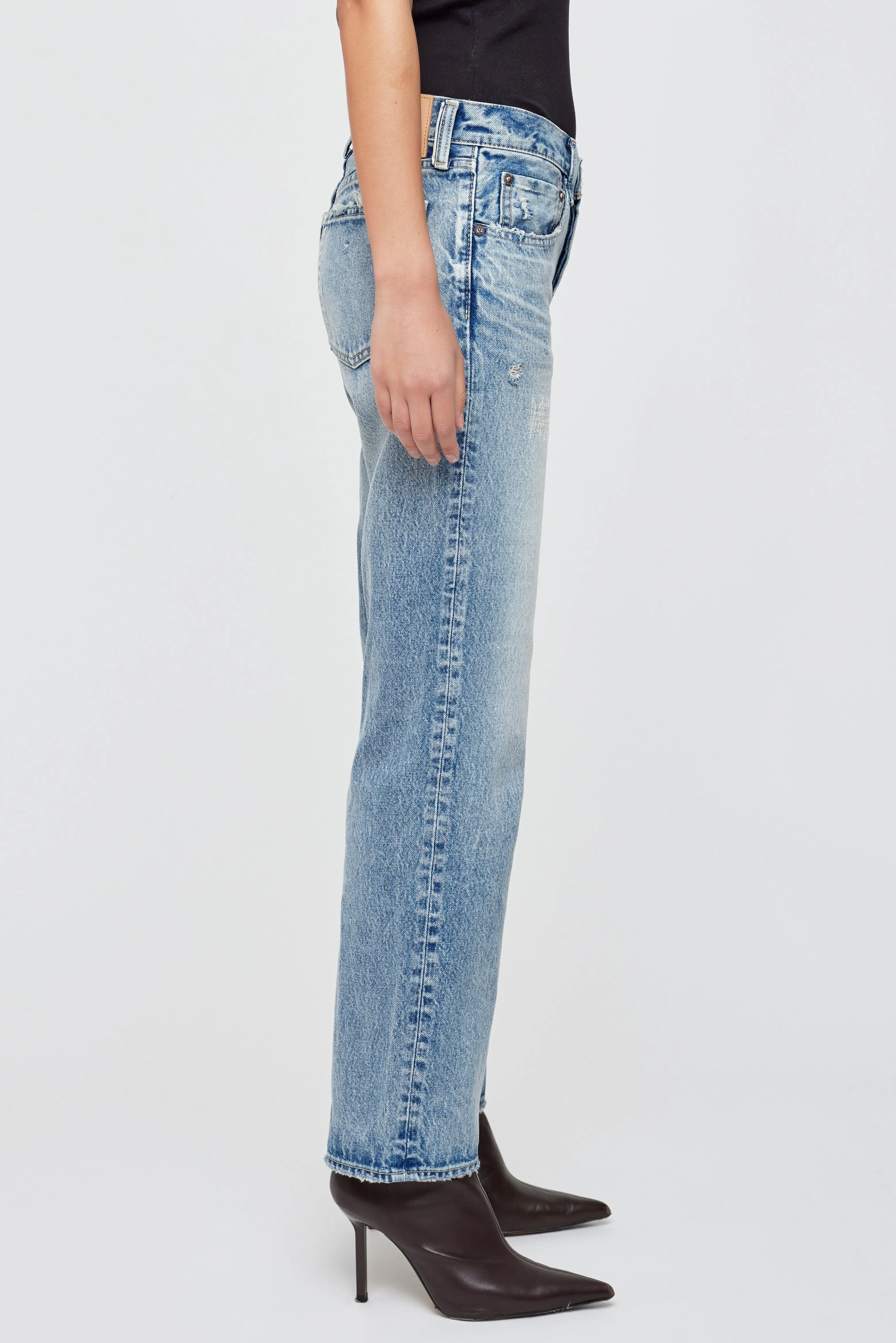 540HAC11-8200 sold by Moussy product image thumbnail 5