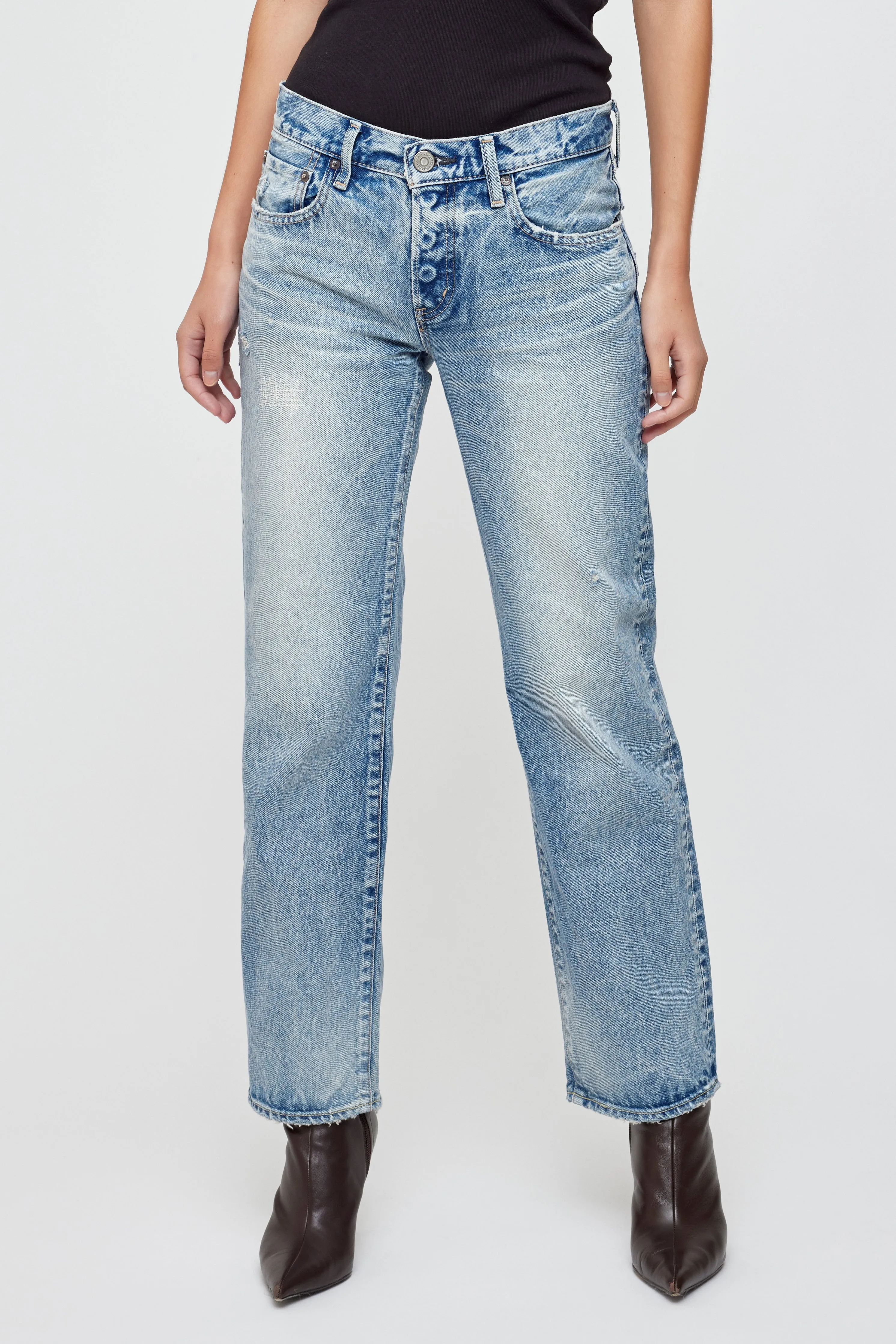 540HAC11-8200 sold by Moussy product image thumbnail 2