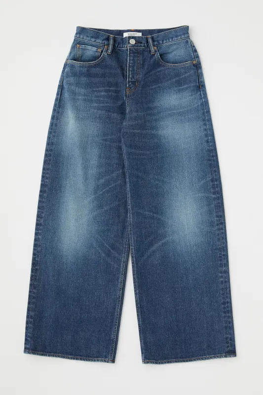 540HAC12-9040 sold by Moussy