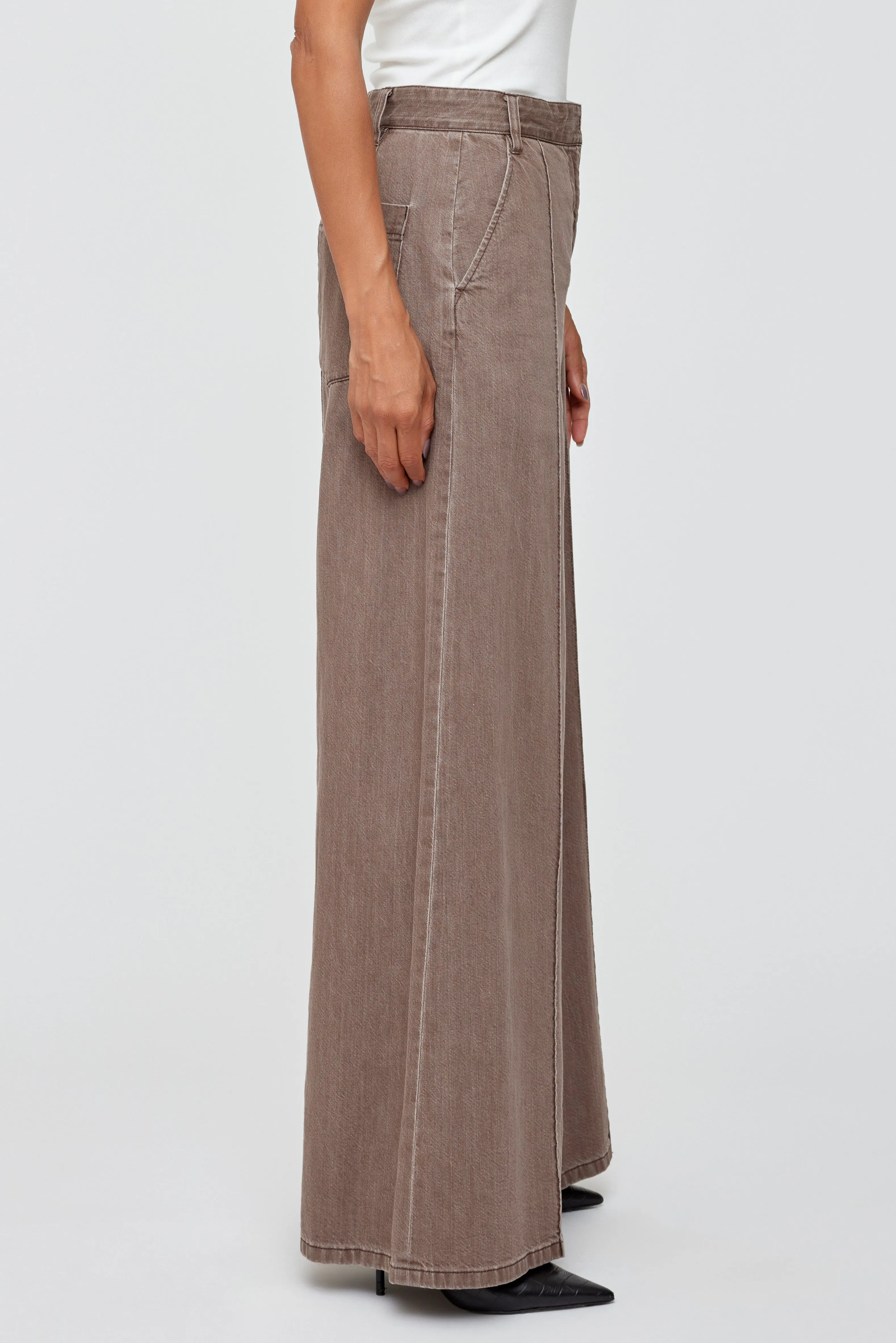 540IS230-5320 sold by Moussy product image thumbnail 4