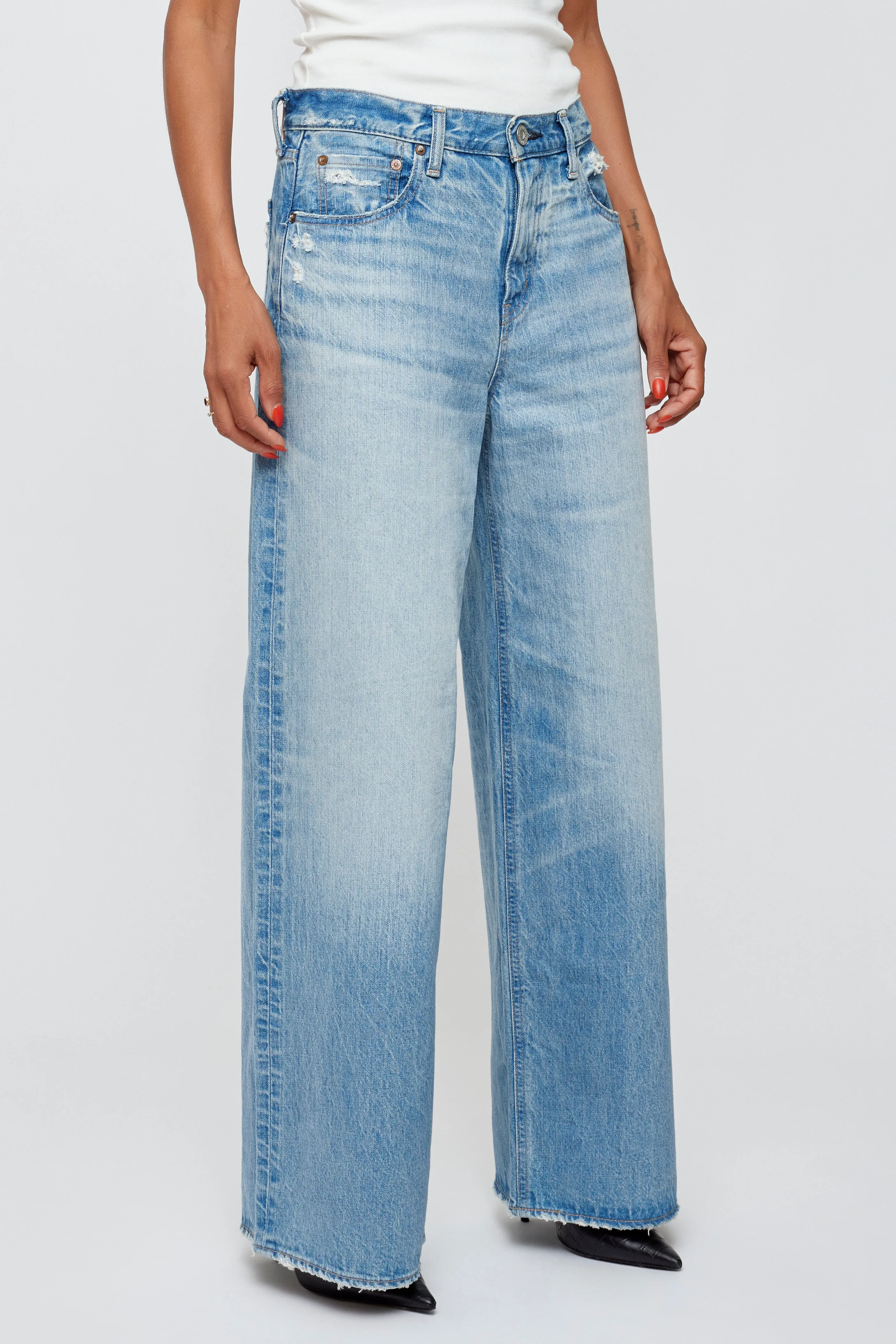 540ISC11-8111 sold by Moussy product image thumbnail 4