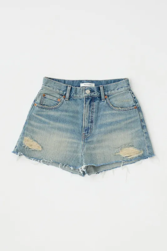 010ISS11-4391 sold by Moussy