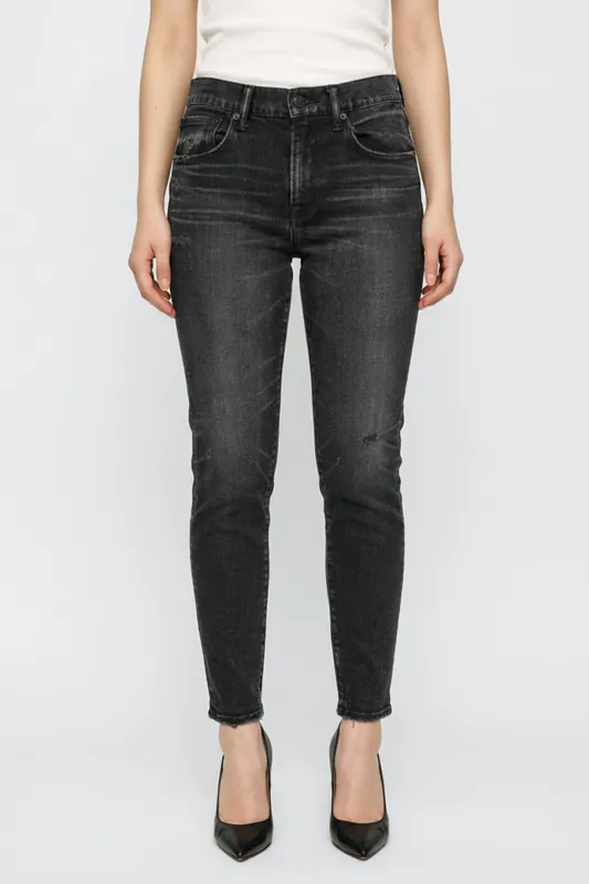 SKINNY - Velma sold by Moussy