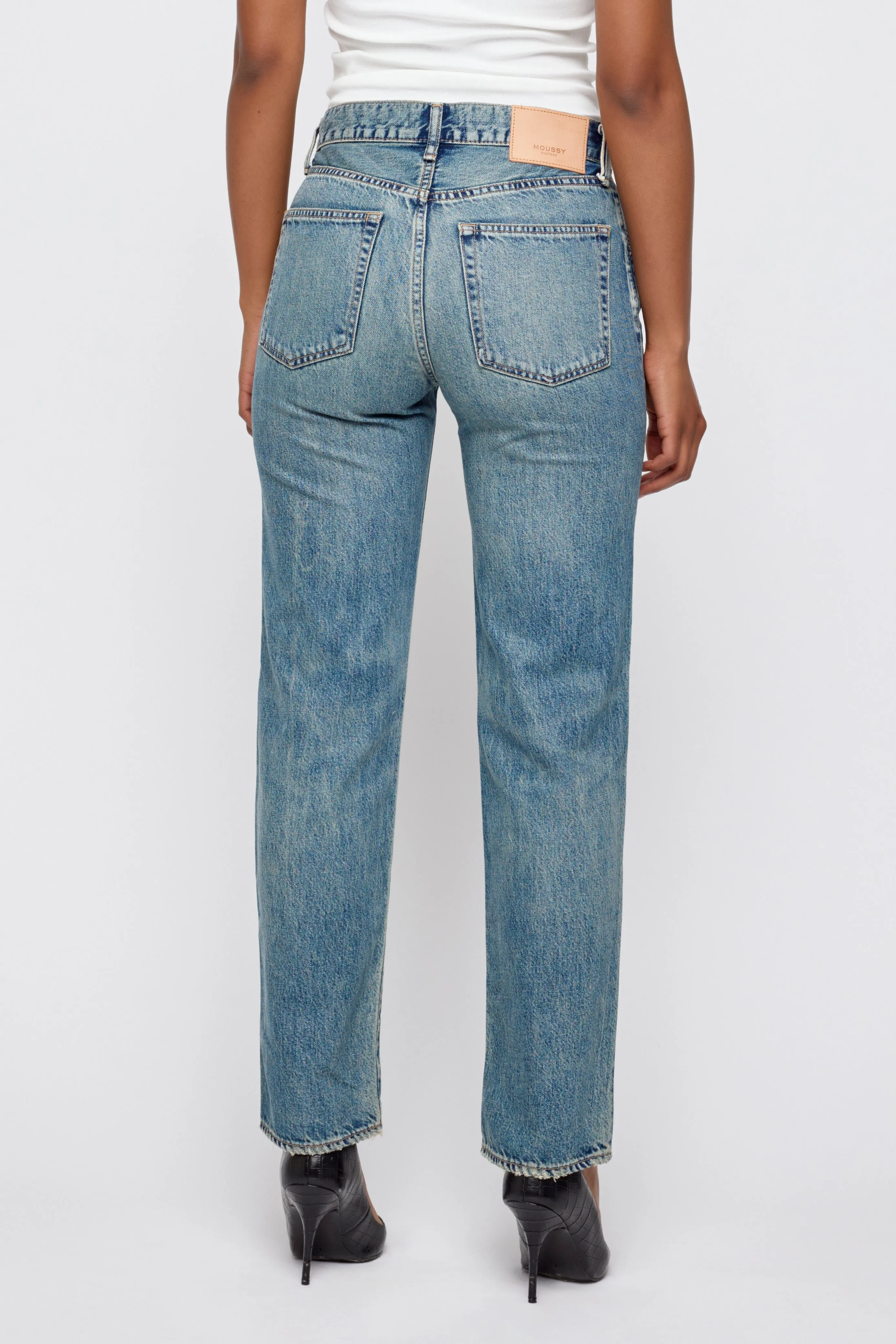 STRAIGHT - Lafayette sold by Moussy product image thumbnail 2