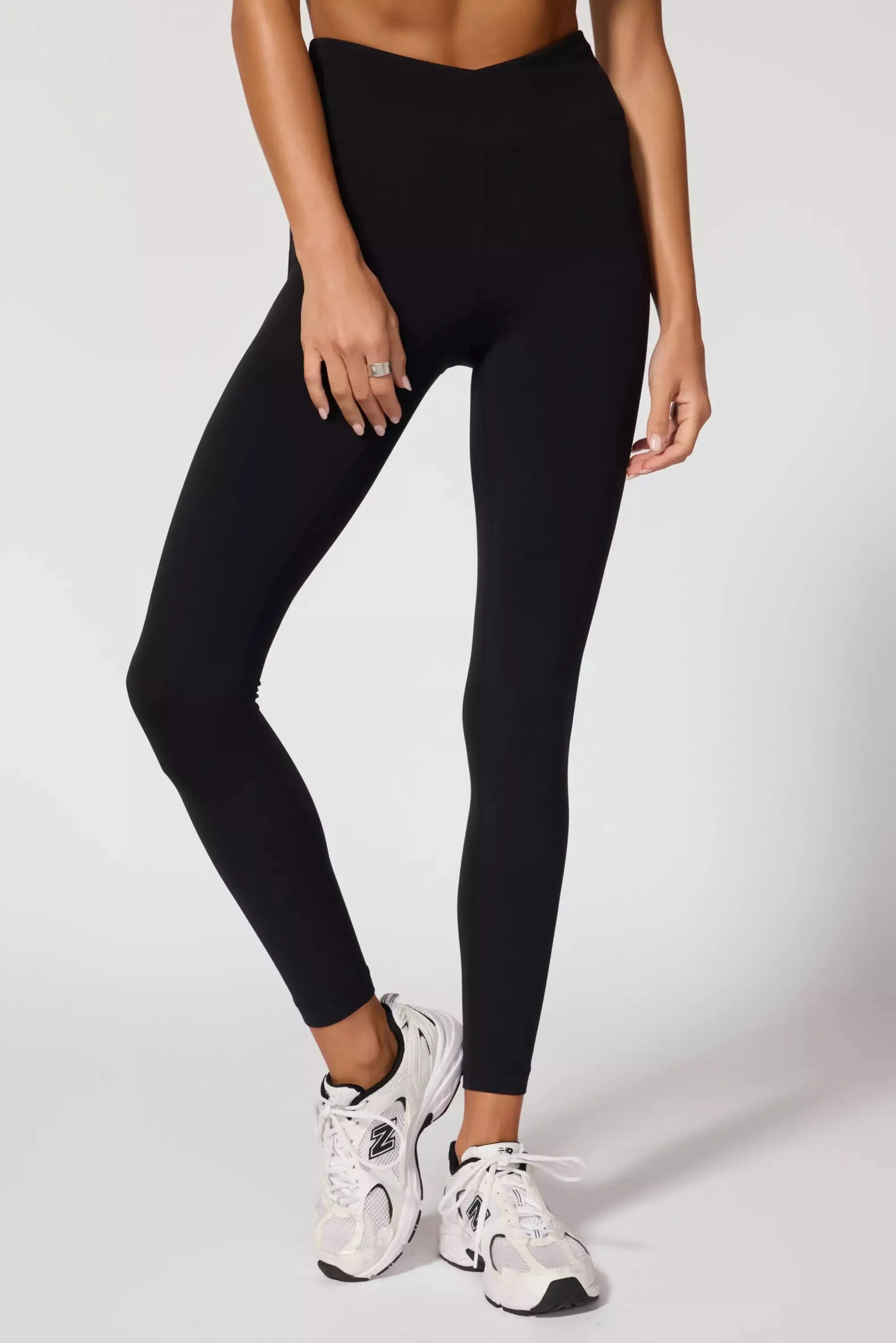 Vital Crossover Legging - Black sold by MPG product image thumbnail 2