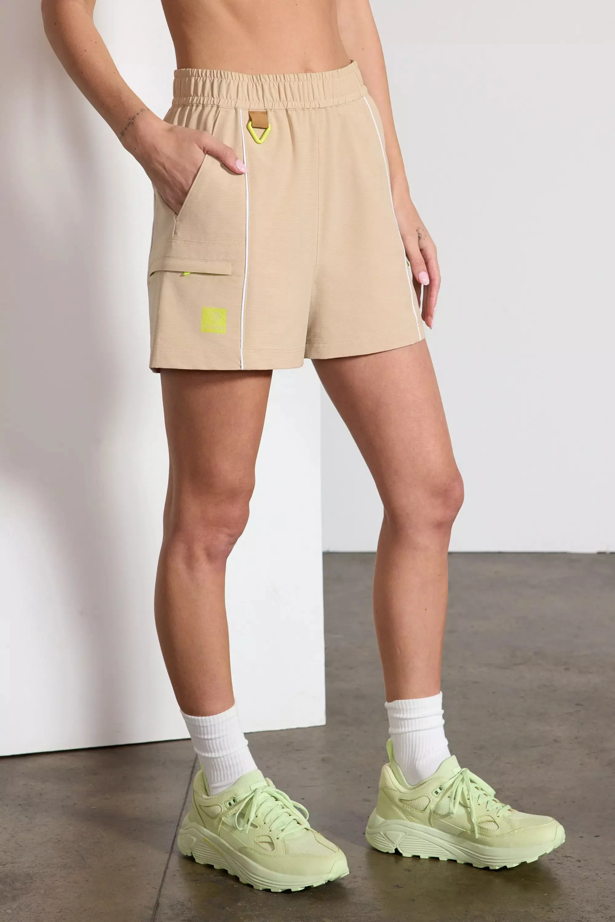 Rove Short with Piping - Irish Cream sold by MPG product image thumbnail 4