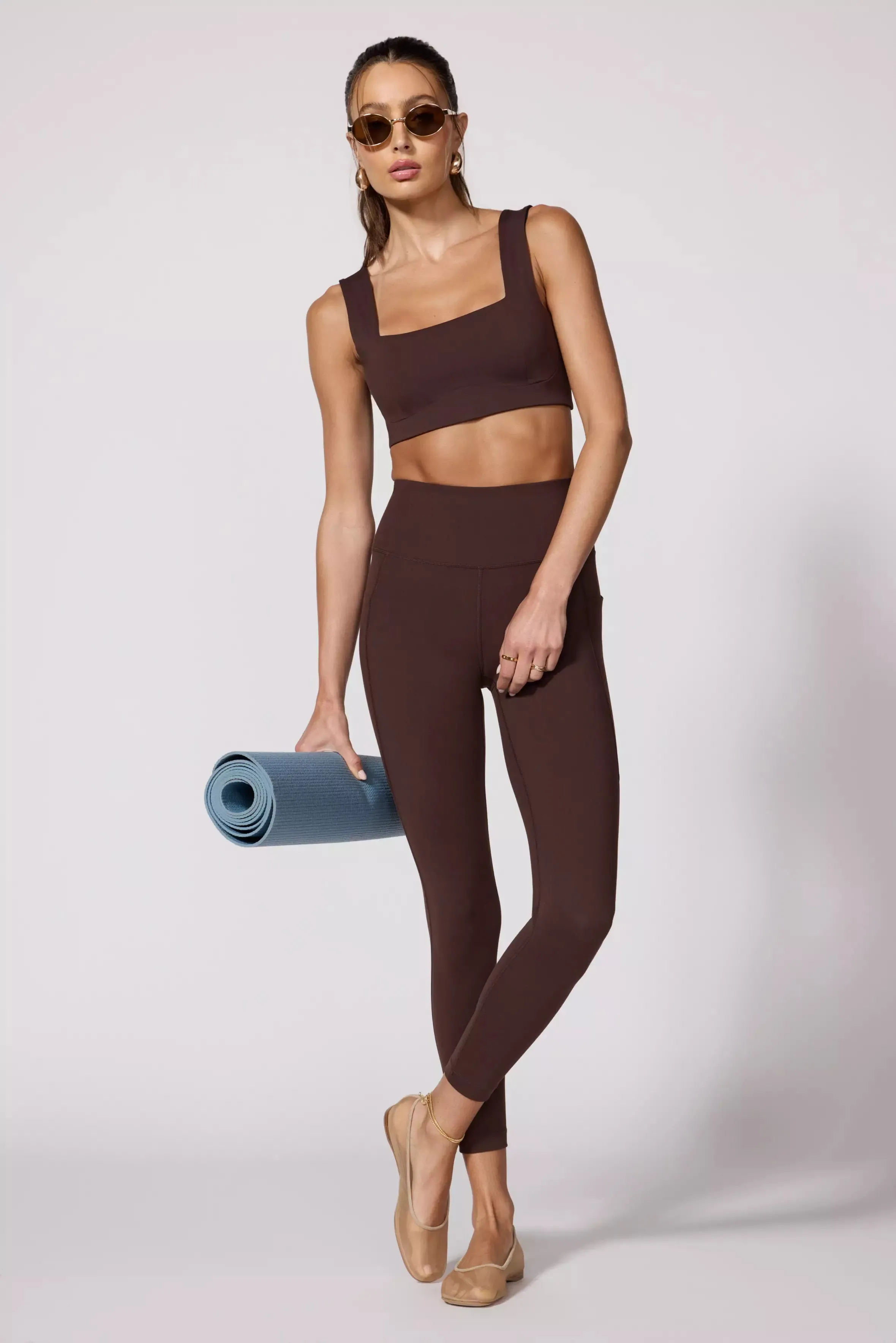 Velocity Legging With Pocket - Chocolate Brown sold by MPG product image thumbnail 2
