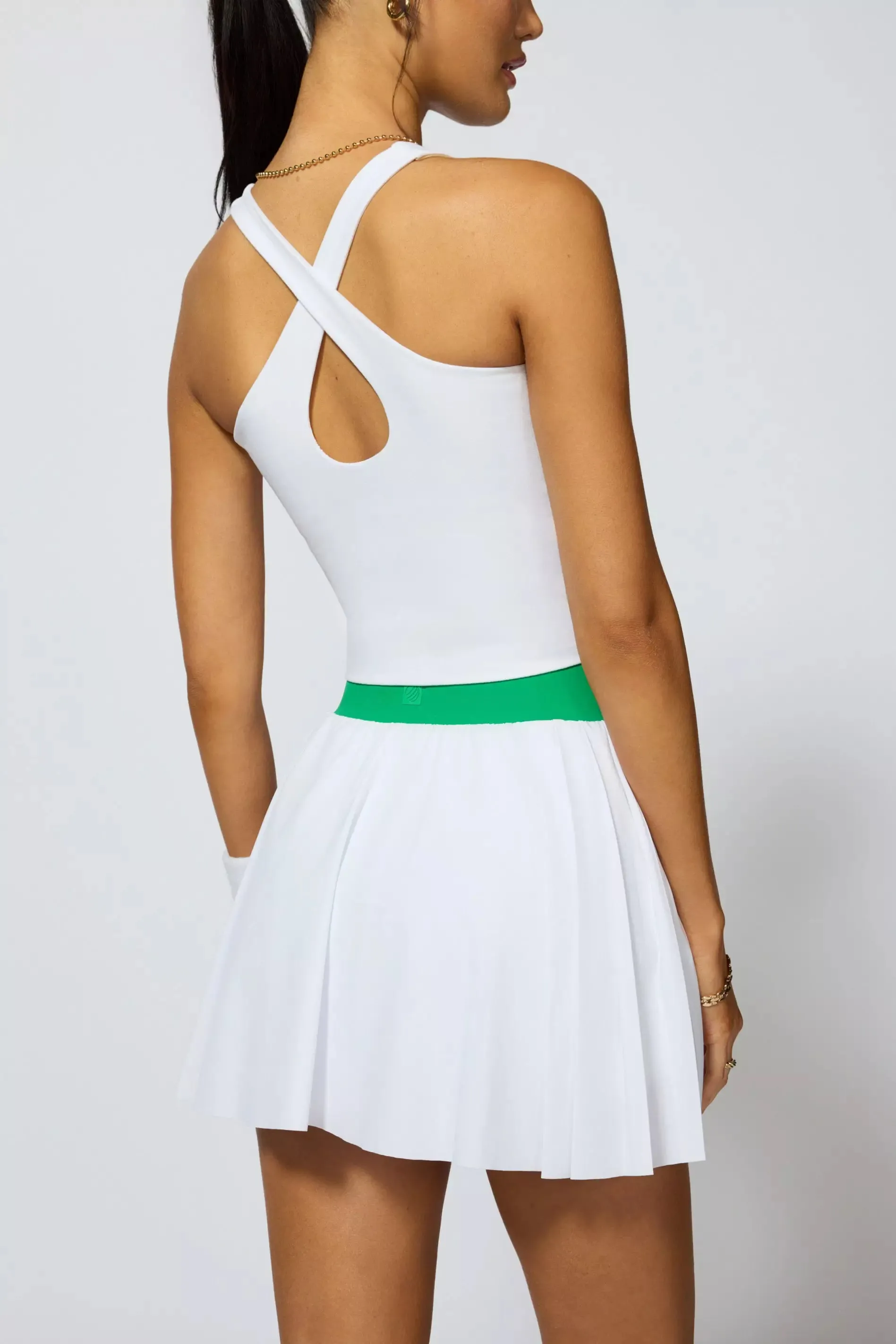 Velocity Tank with Support - White sold by MPG product image thumbnail 3