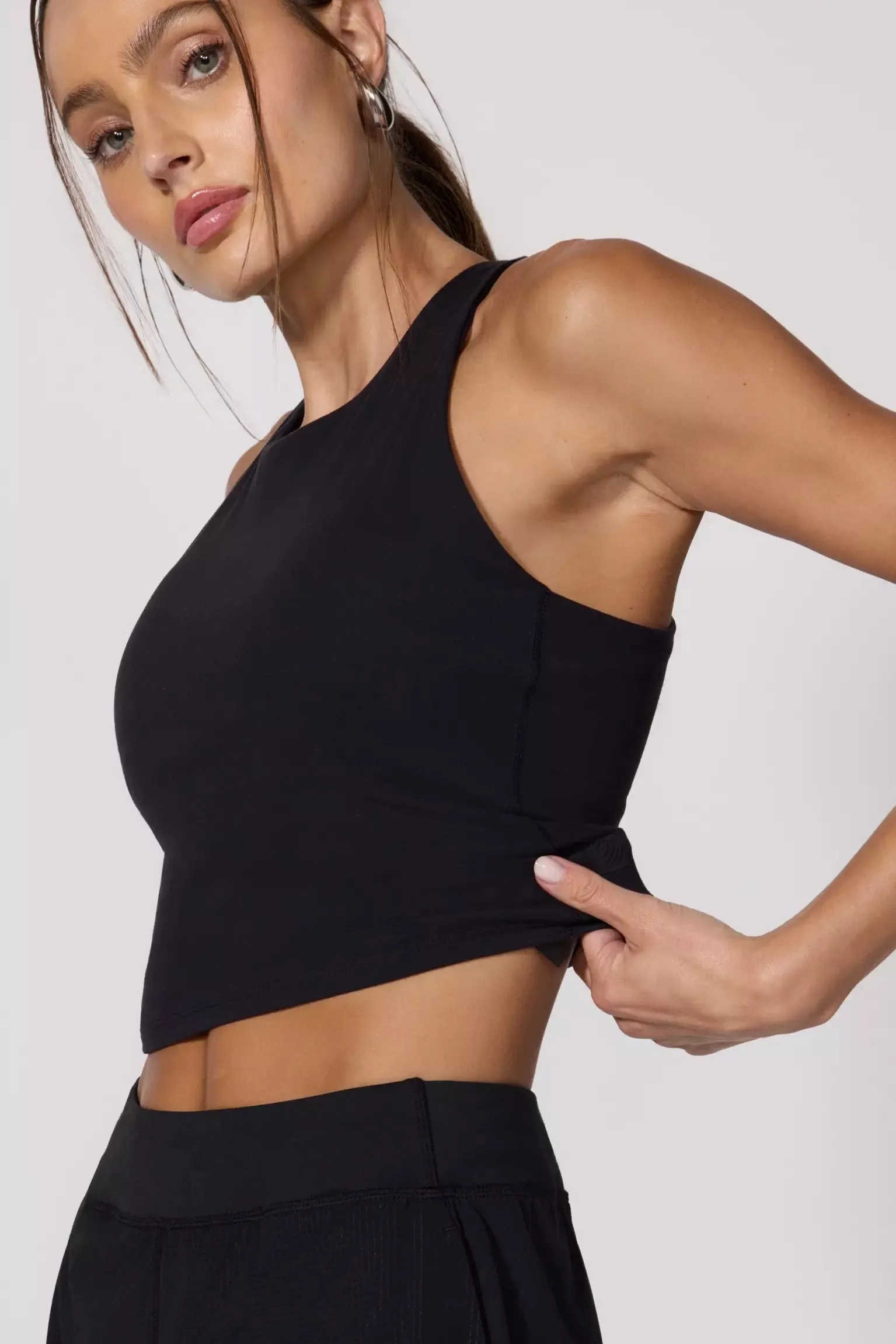 Velocity Tank with Support - Black sold by MPG