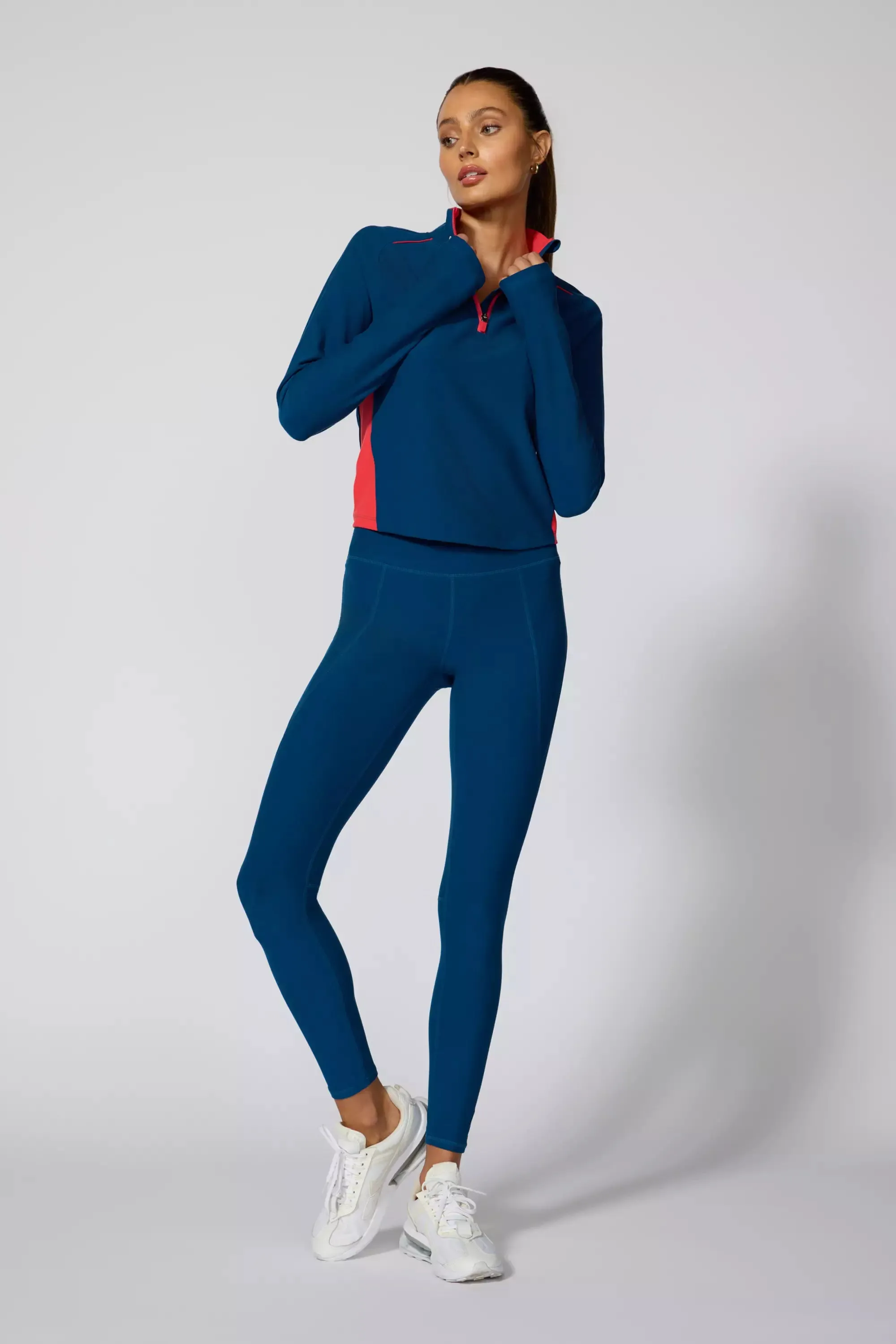 Explore Pocket Legging - Poseidon sold by MPG product image thumbnail 2