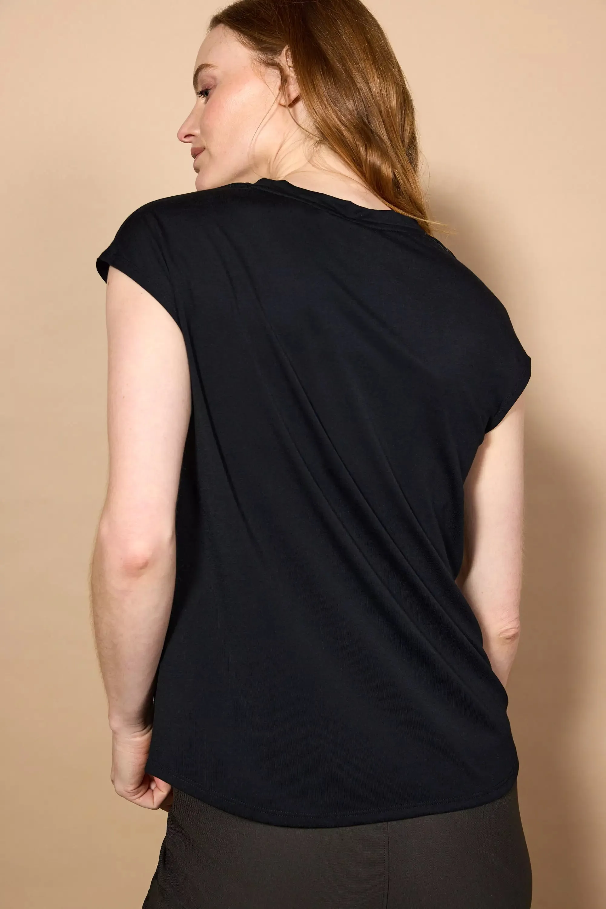 Performance Knit Sleeveless Tee - Black sold by MPG product image thumbnail 2