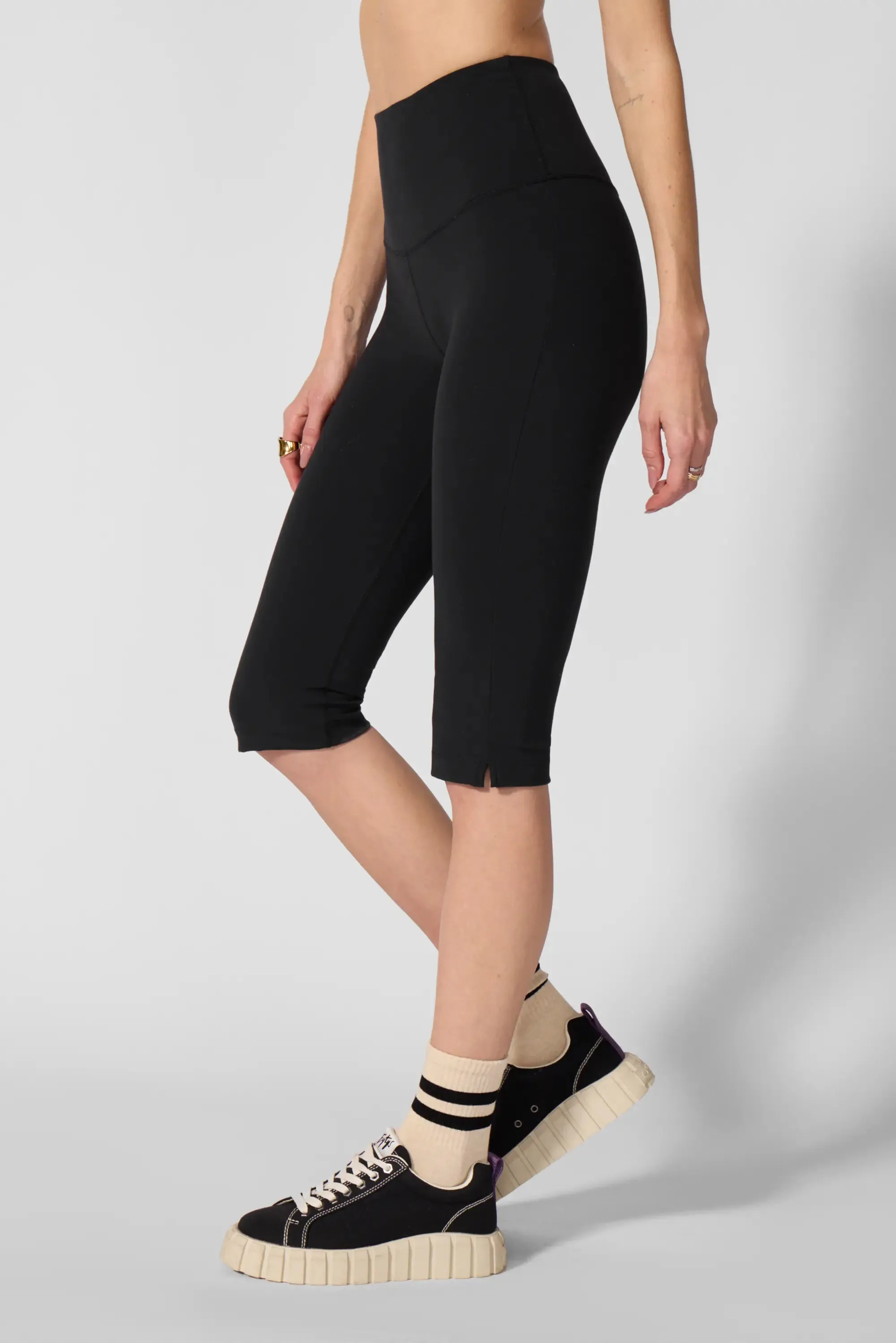 Sculpt Capri - Black sold by MPG product image thumbnail 5
