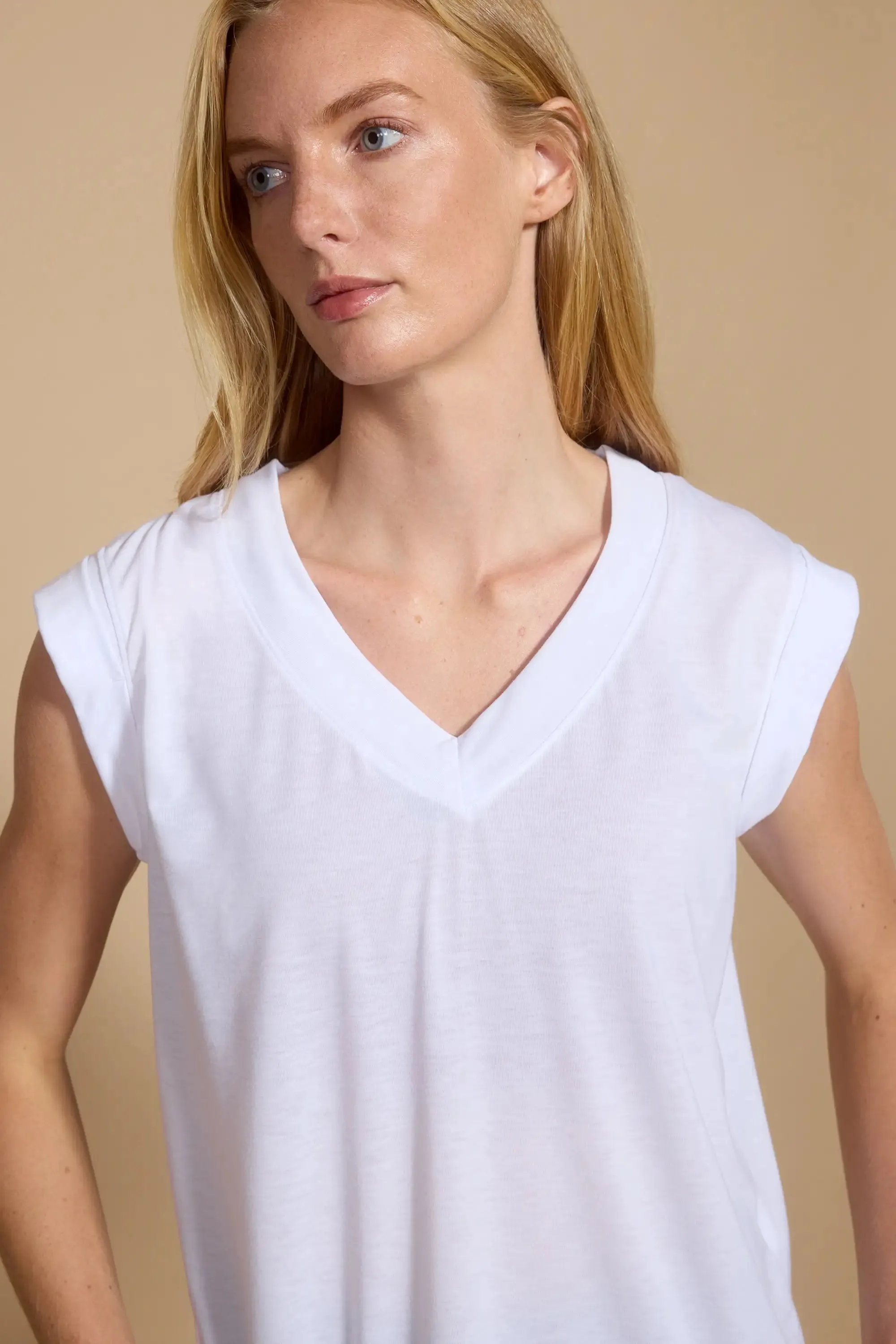 Performance Knit V-Neck Tee - White sold by MPG product image thumbnail 4