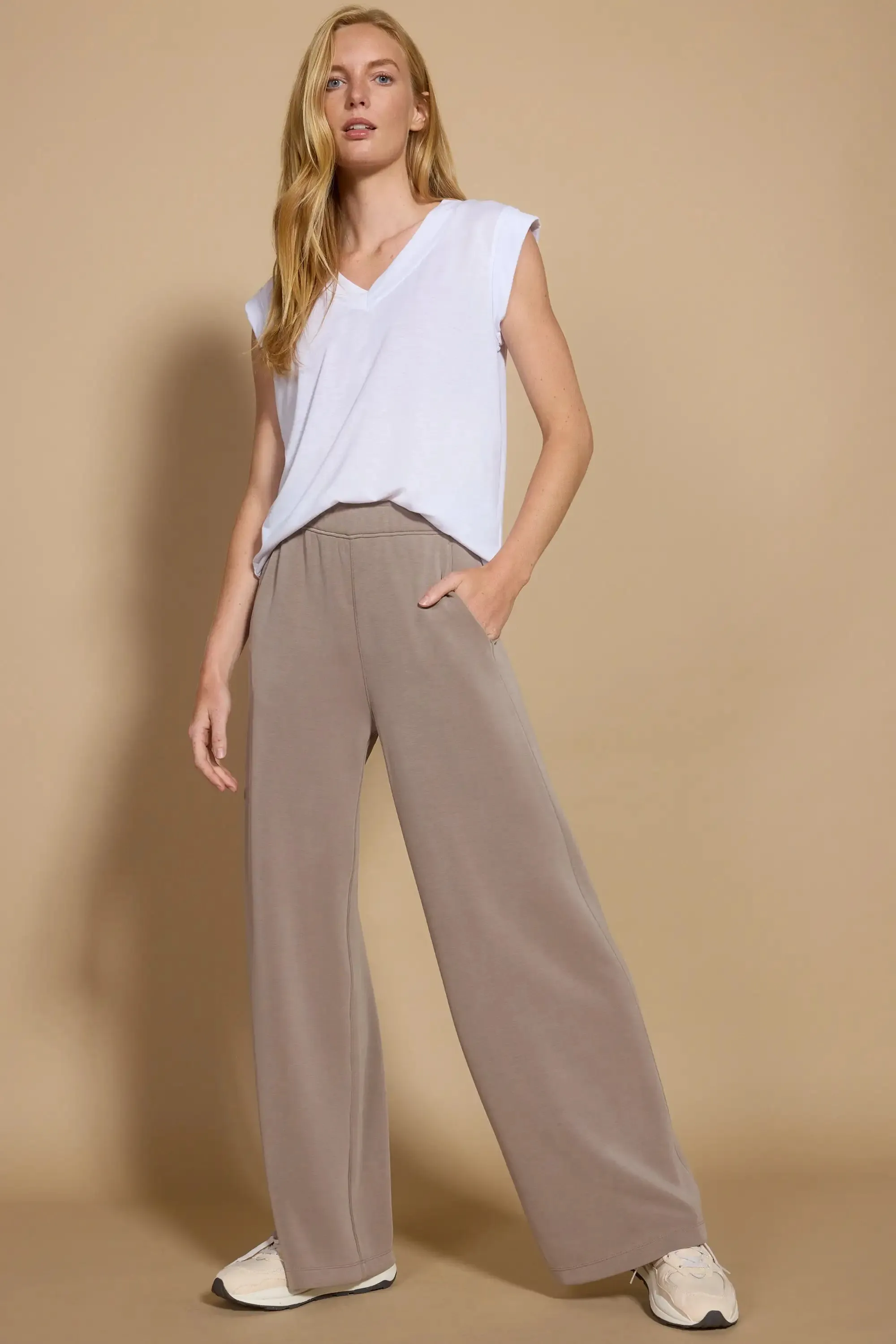 Performance Knit V-Neck Tee - White sold by MPG product image thumbnail 2