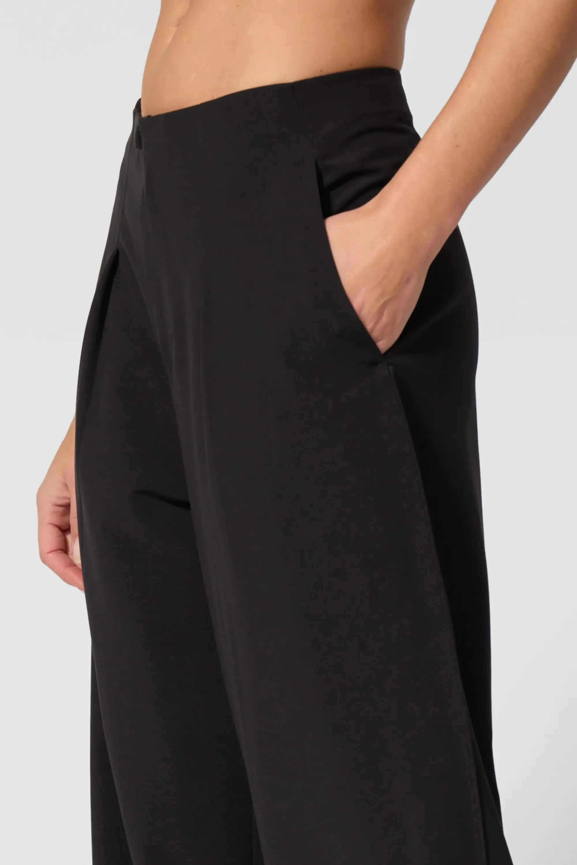 Rove High-Rise Wide Leg Pant - Black sold by MPG product image thumbnail 4