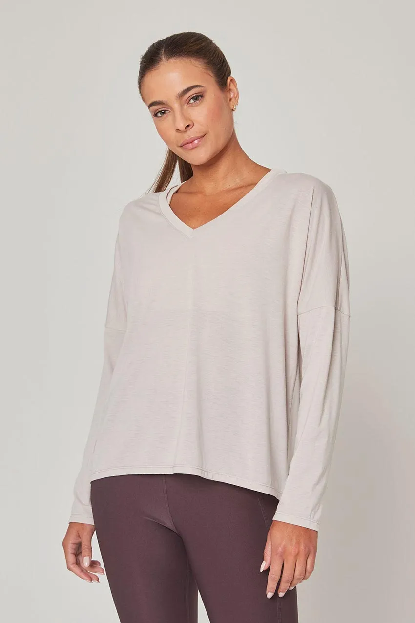 Dynamic V-Neck Relaxed Long Sleeve Shirt sold by MPG product image thumbnail 5