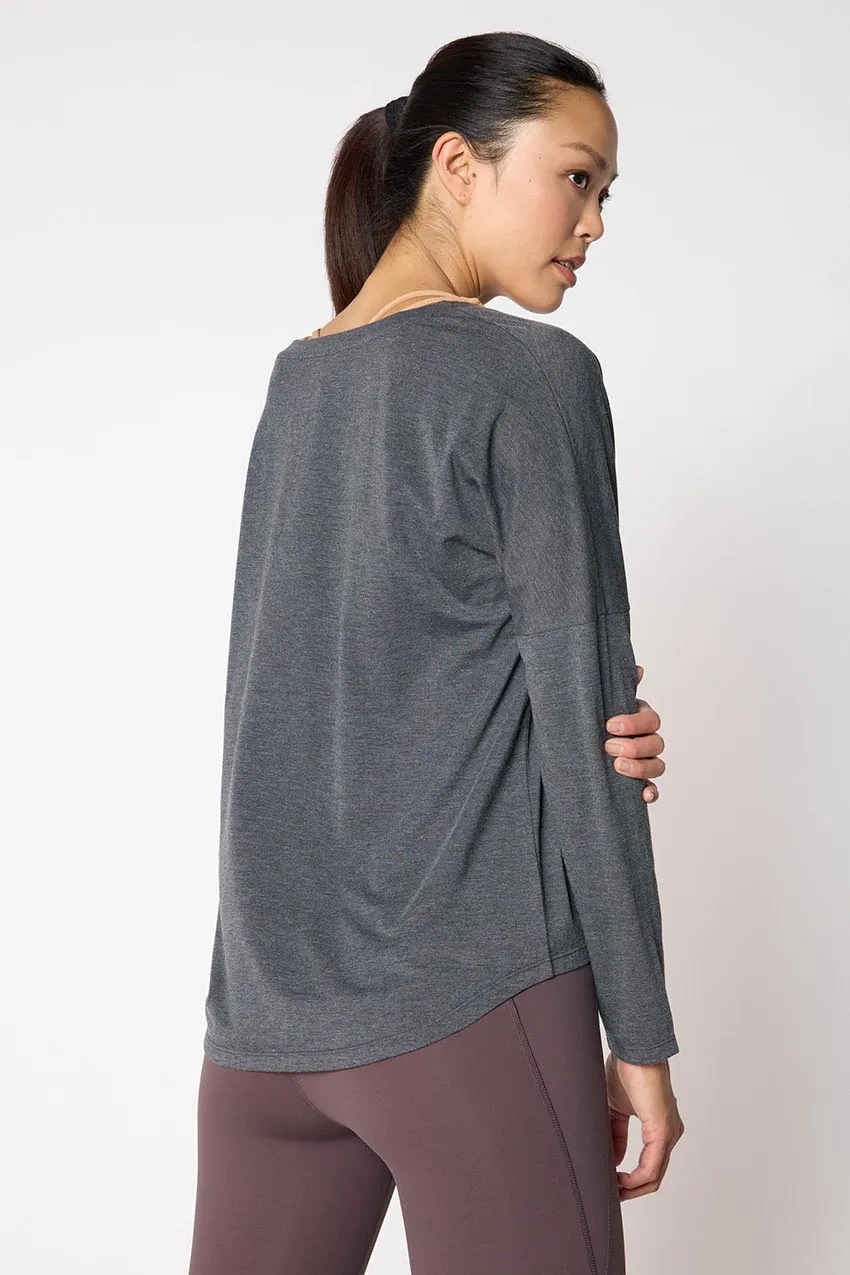 Dynamic V-Neck Relaxed Long Sleeve Shirt sold by MPG product image thumbnail 4