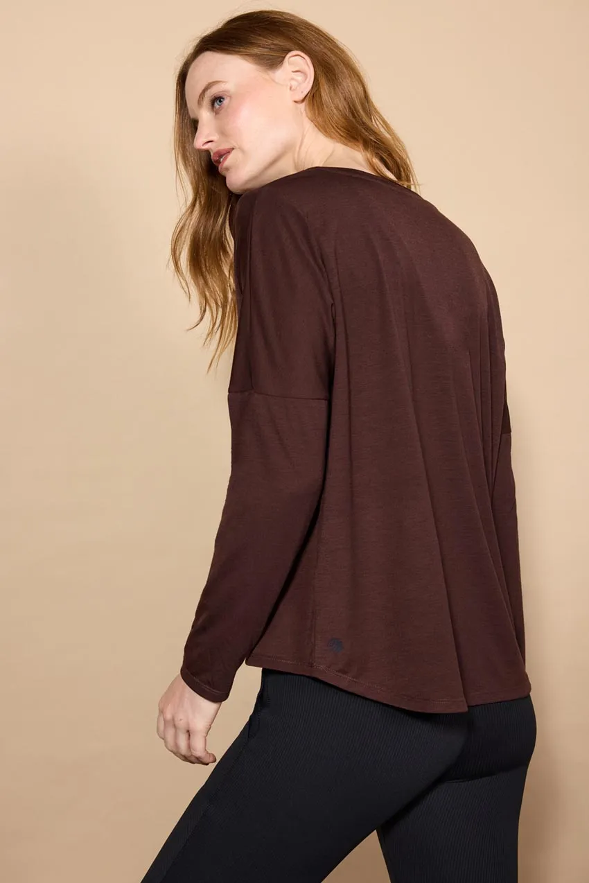Dynamic V-Neck Relaxed Long Sleeve Shirt sold by MPG product image thumbnail 3