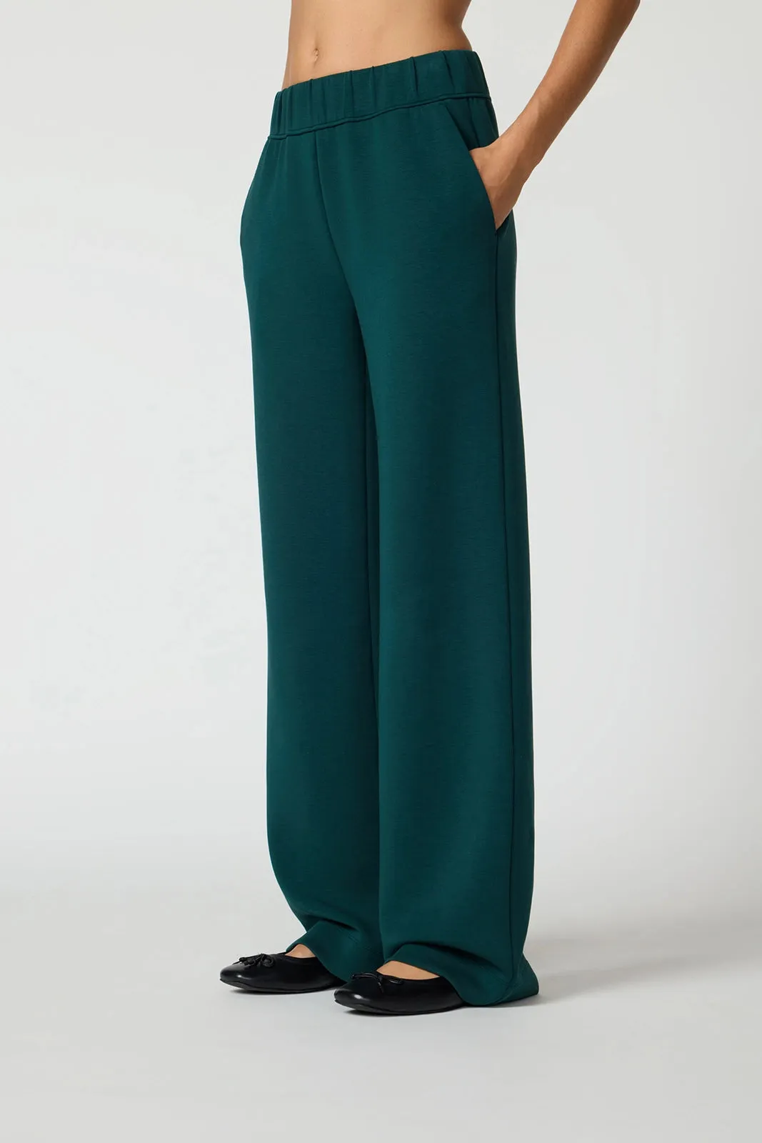 Dreamweave™ Relaxed Pant - Ponderosa Pine sold by MPG product image thumbnail 4