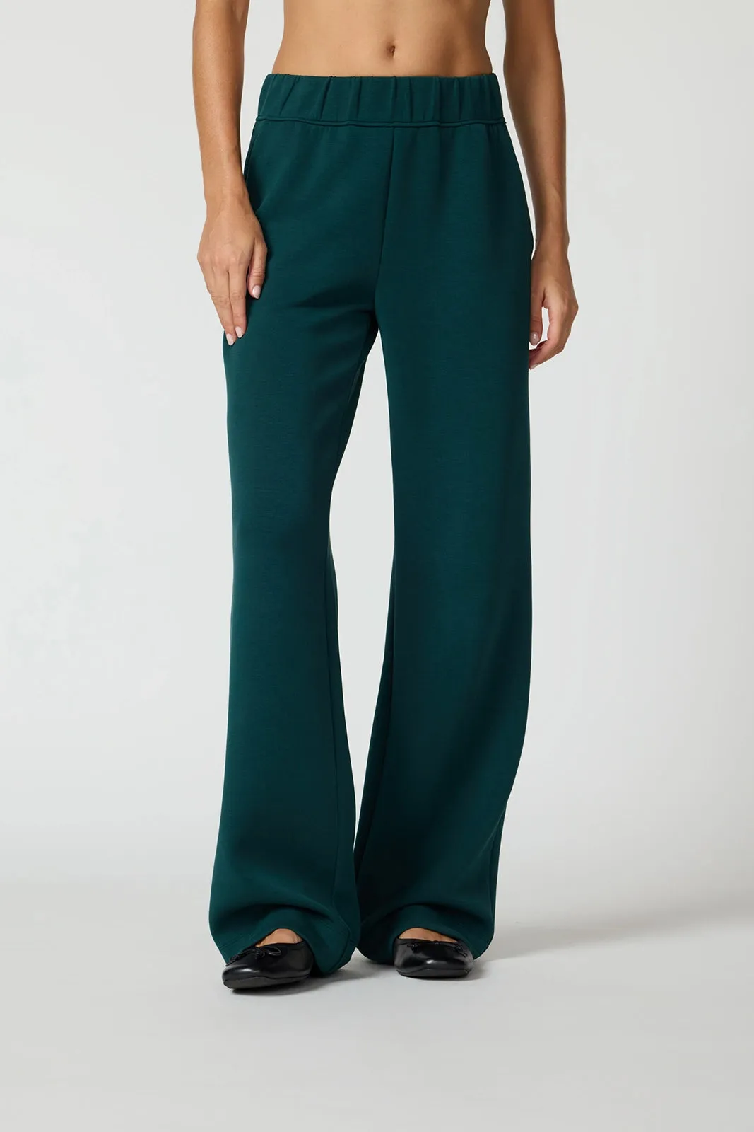 Dreamweave™ Relaxed Pant - Ponderosa Pine sold by MPG
