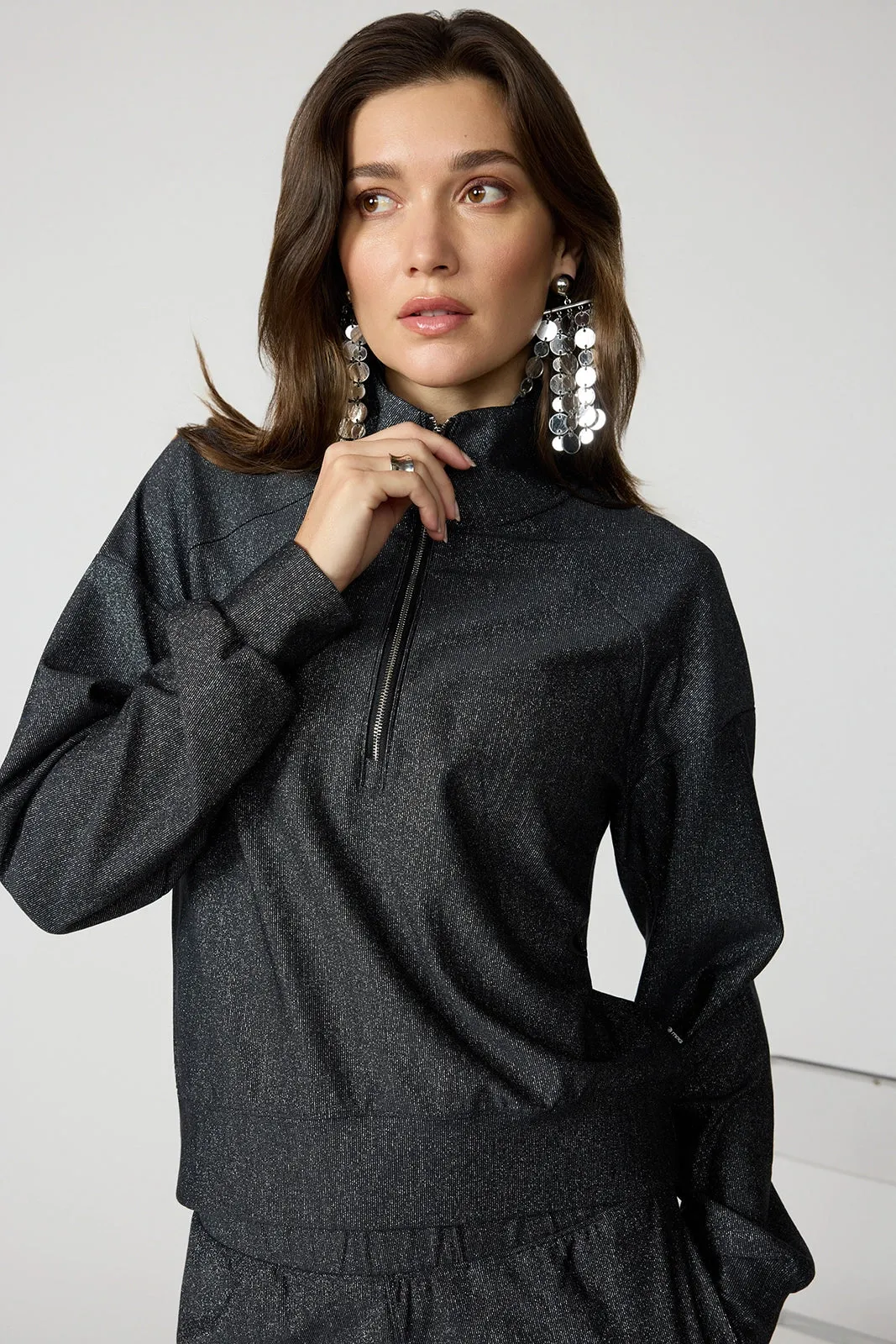 Shimmer Quarter Zip - Black w/ Silver sold by MPG product image thumbnail 2