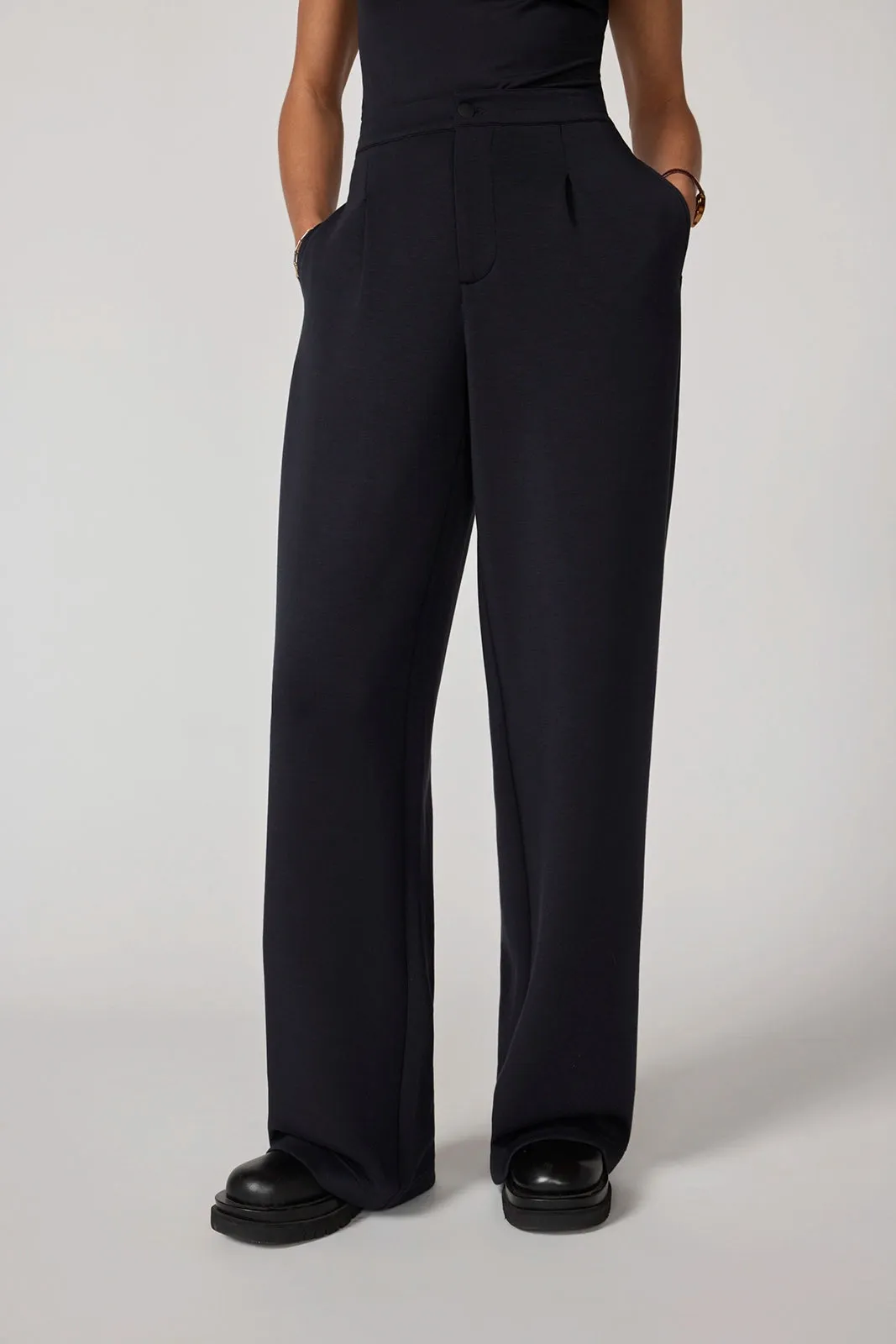 Dreamweave™ Pleated Trouser - Black sold by MPG product image thumbnail 4