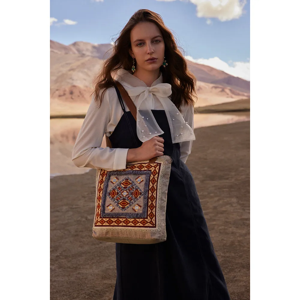 Four Corners Tote Bag sold by Myra Bag product image thumbnail 5